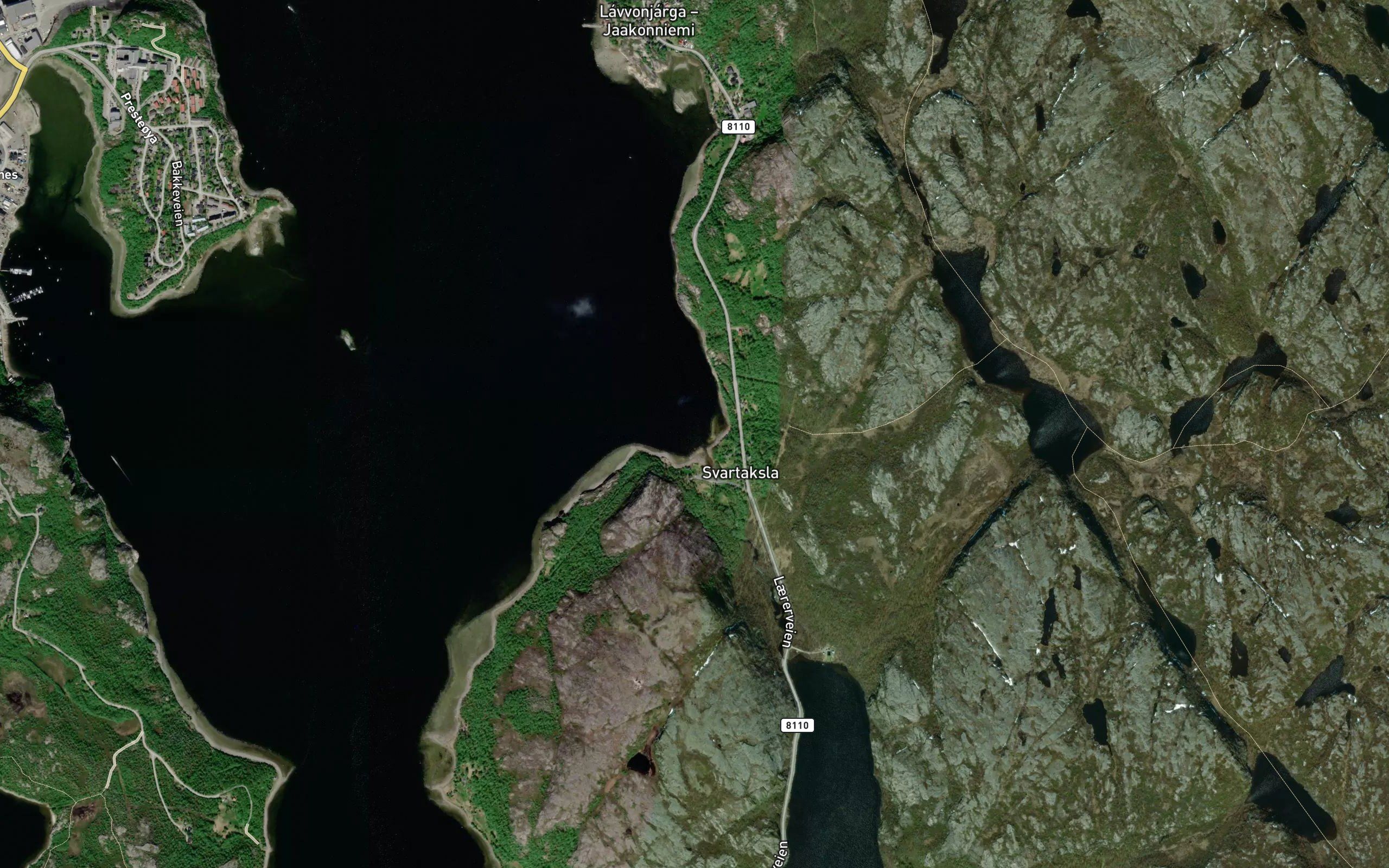 Svartakselbukta