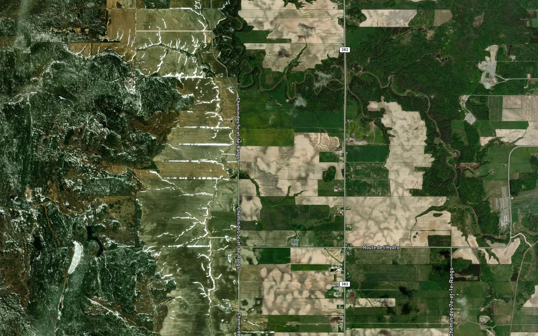 Satellite map of the Cours d'eau Berneche