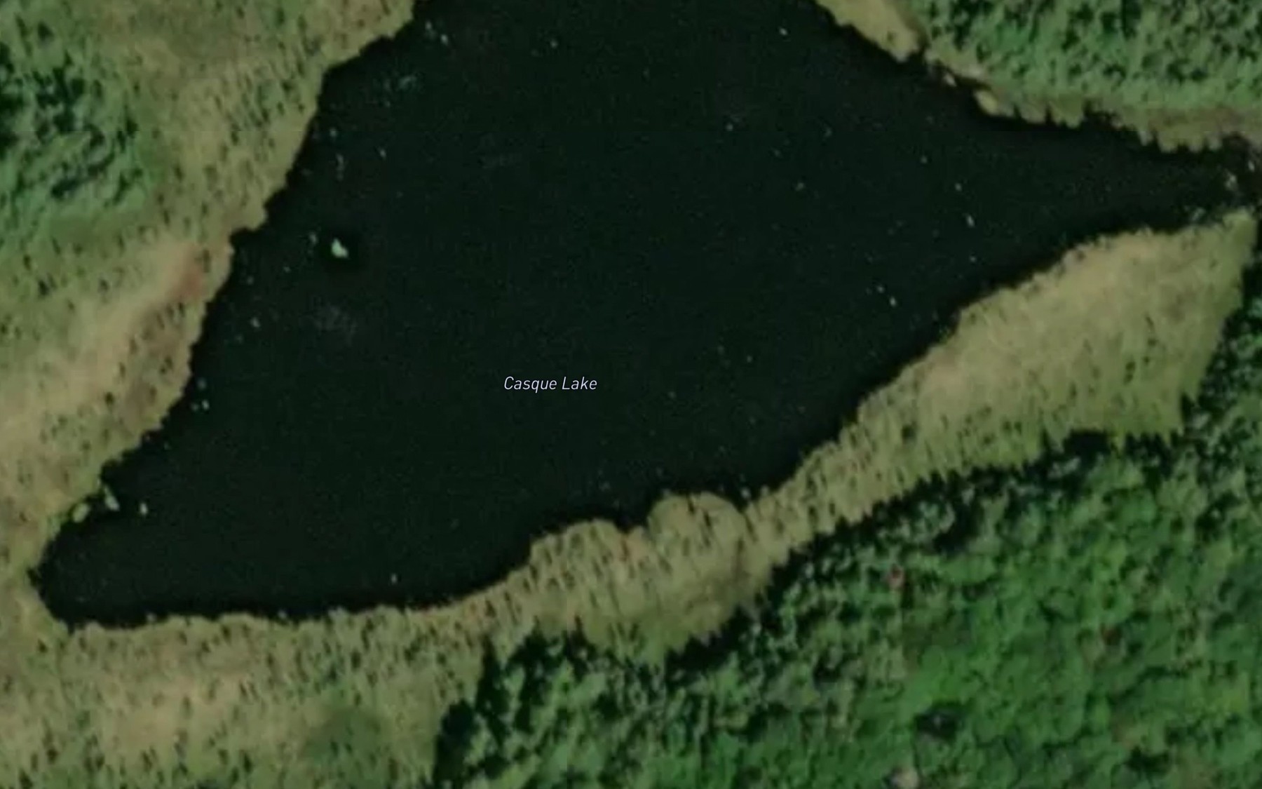 Satellite map of the Casque Lake