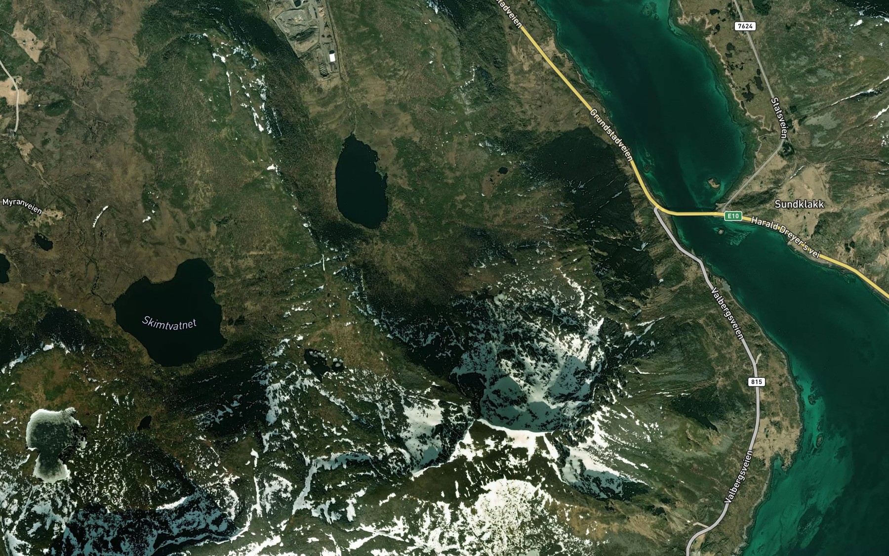 Satellite map of the Tverrasloken