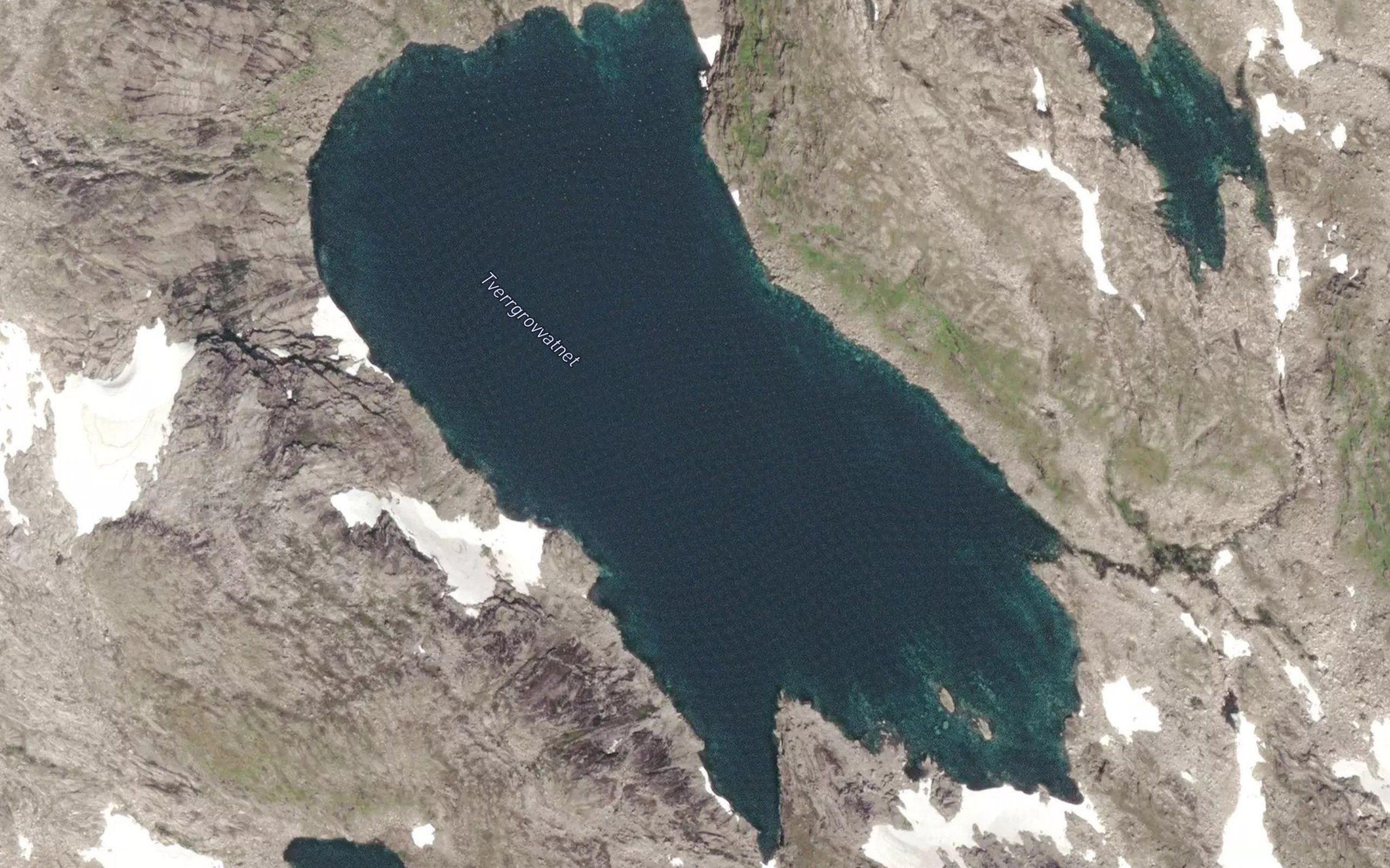 Tverrgrovvatnet