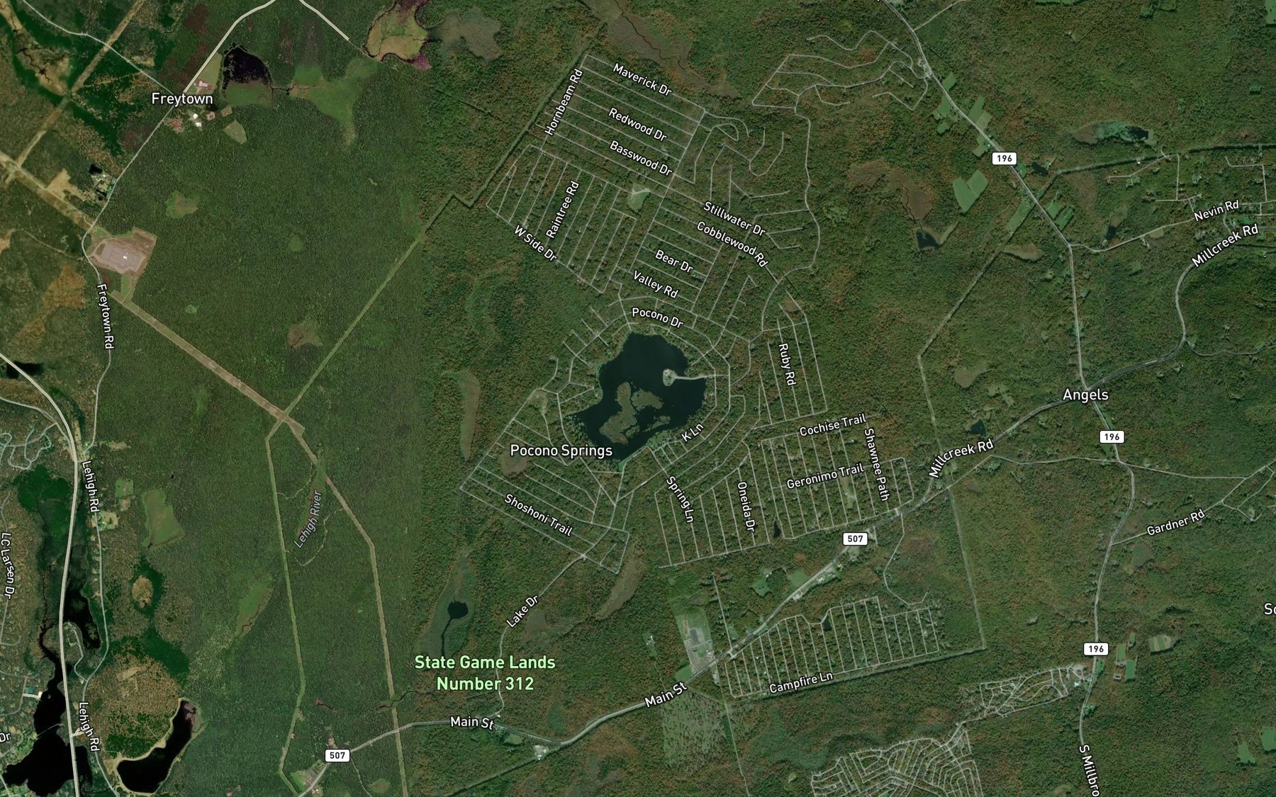 Satellite map of the Pocono Peak Lake