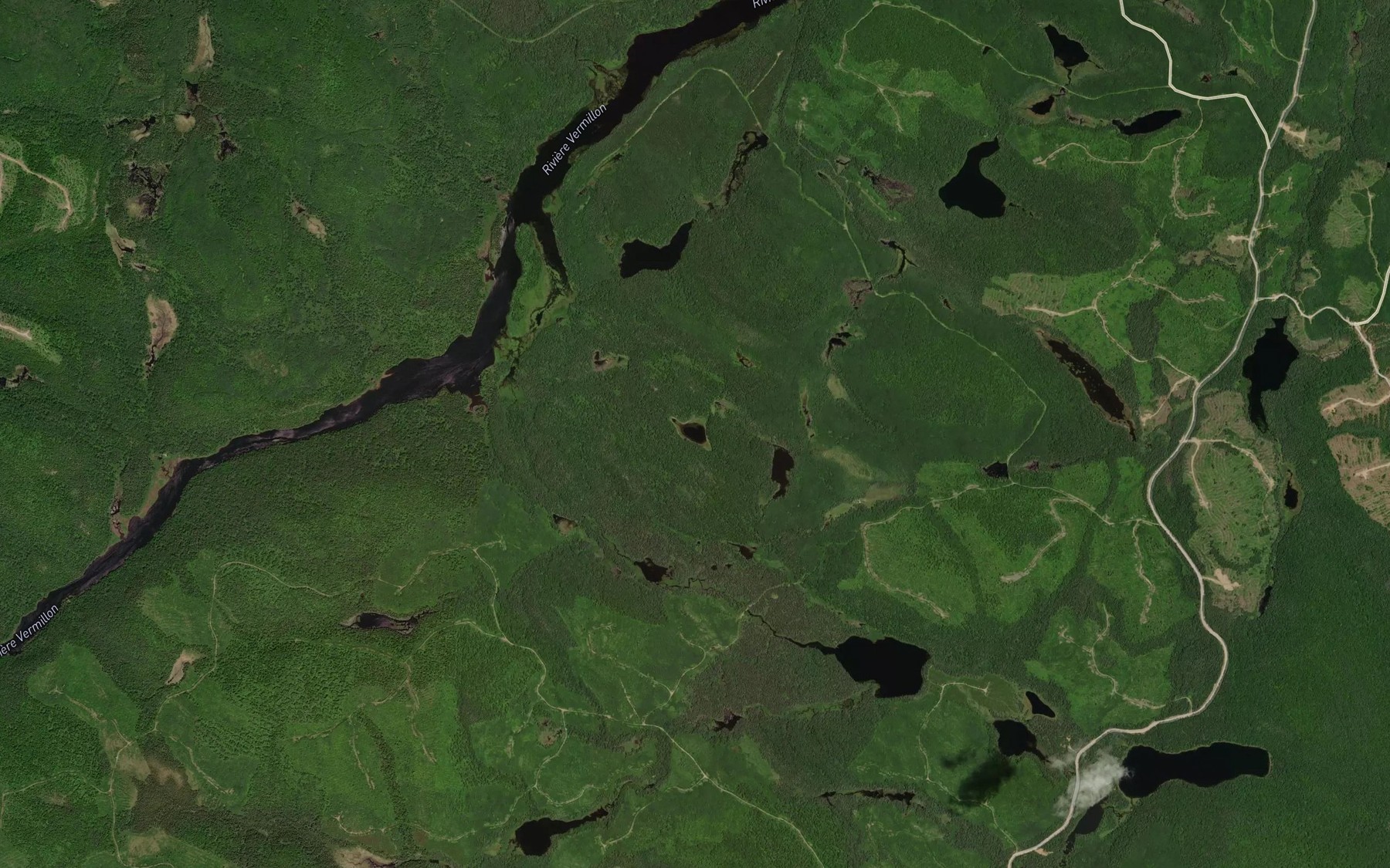 Satellite map of the Lac Raymond