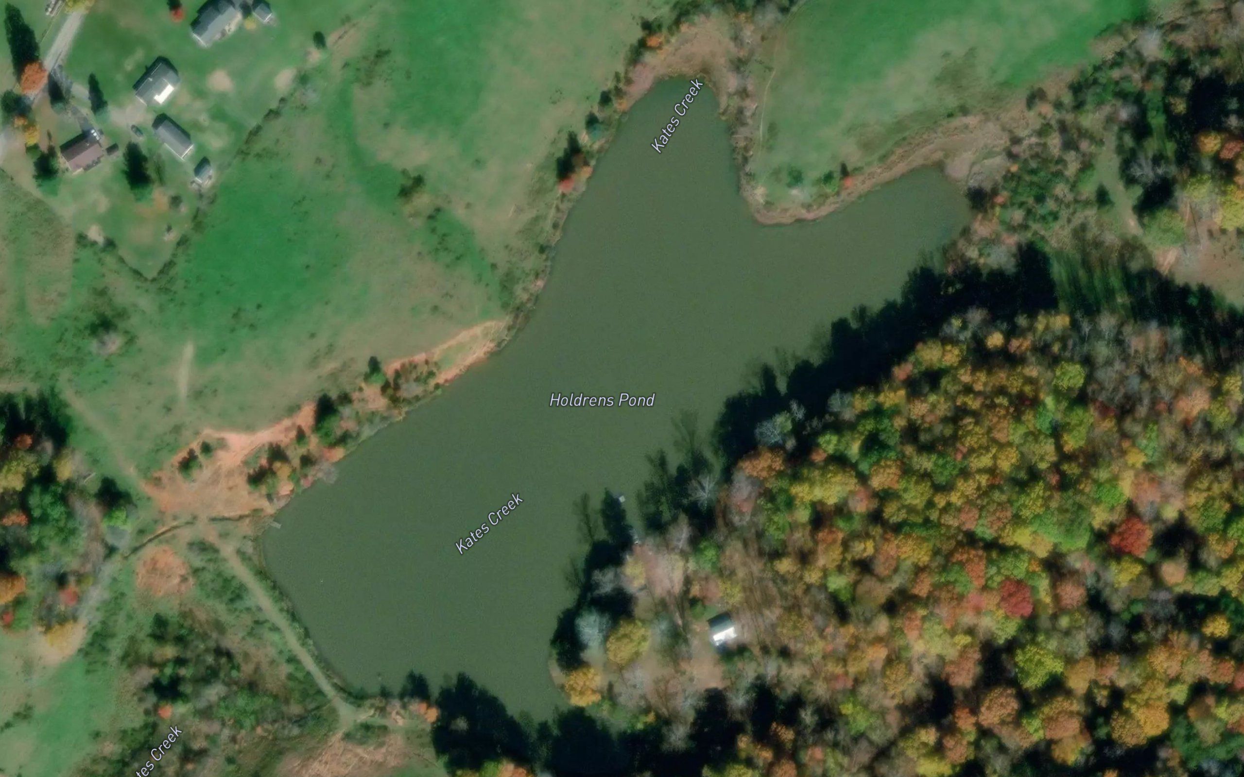 Holdrens Pond