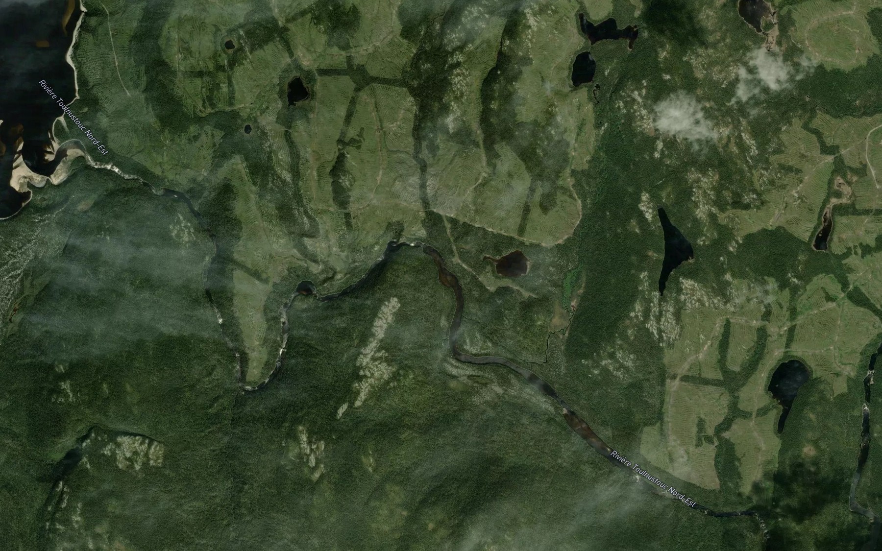 Satellite map of the Ruisseau des Oiseaux d'Ete
