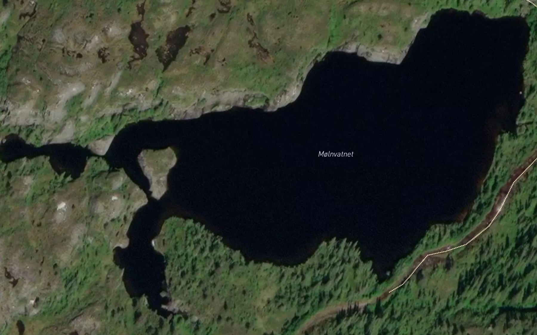 Satellite map of the Molnvatnet