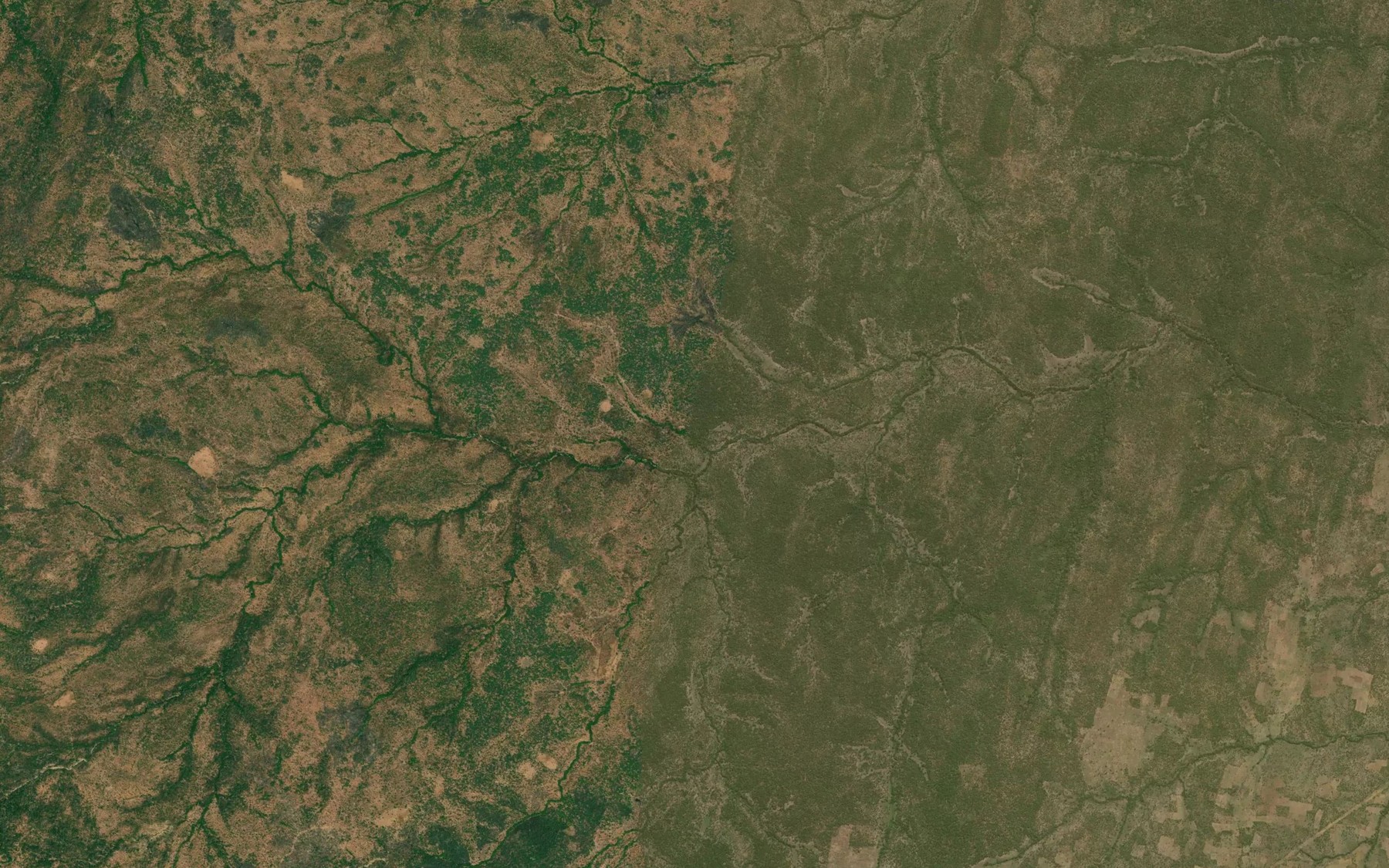 Satellite map of the Bobouor