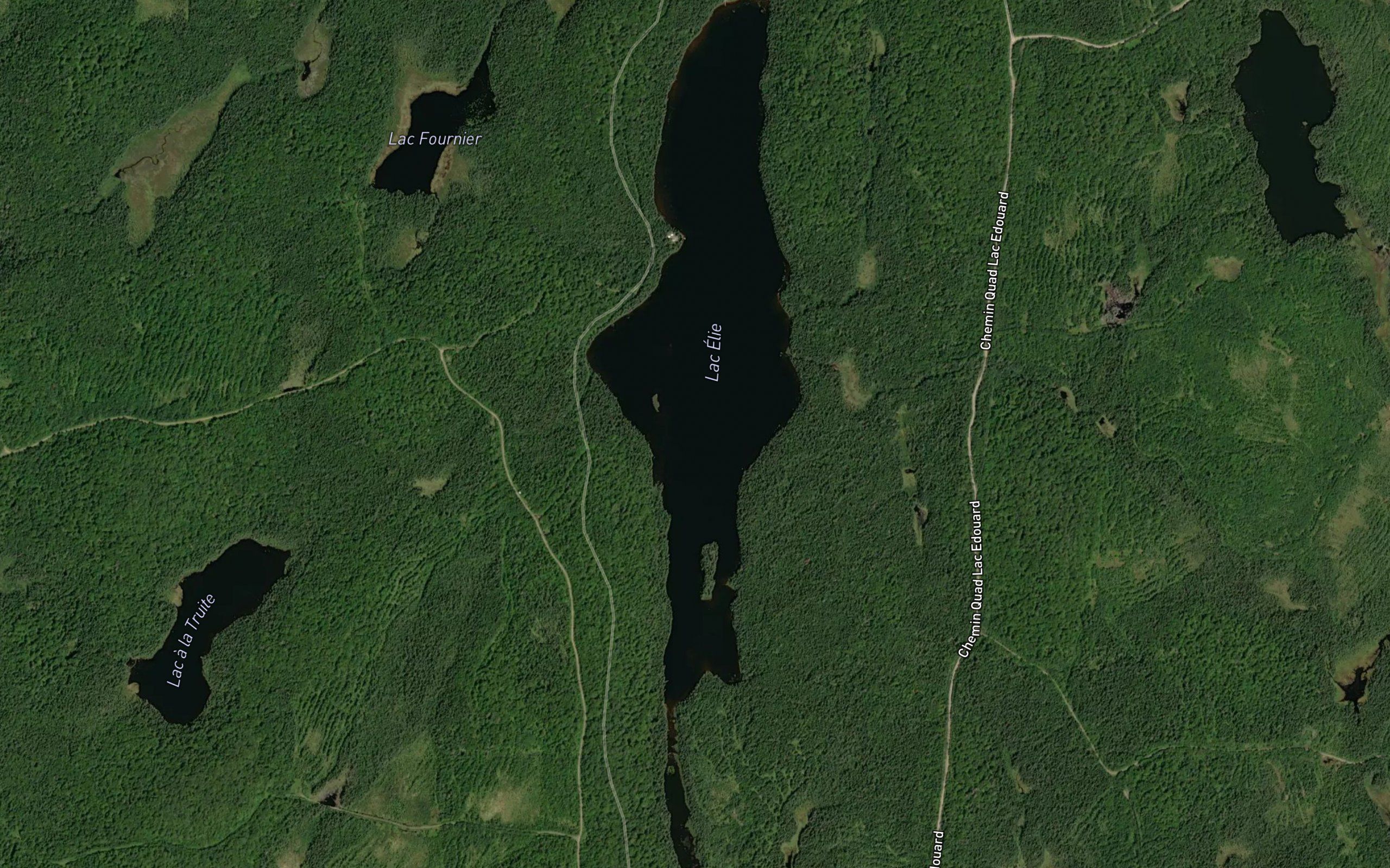 Lac Elie