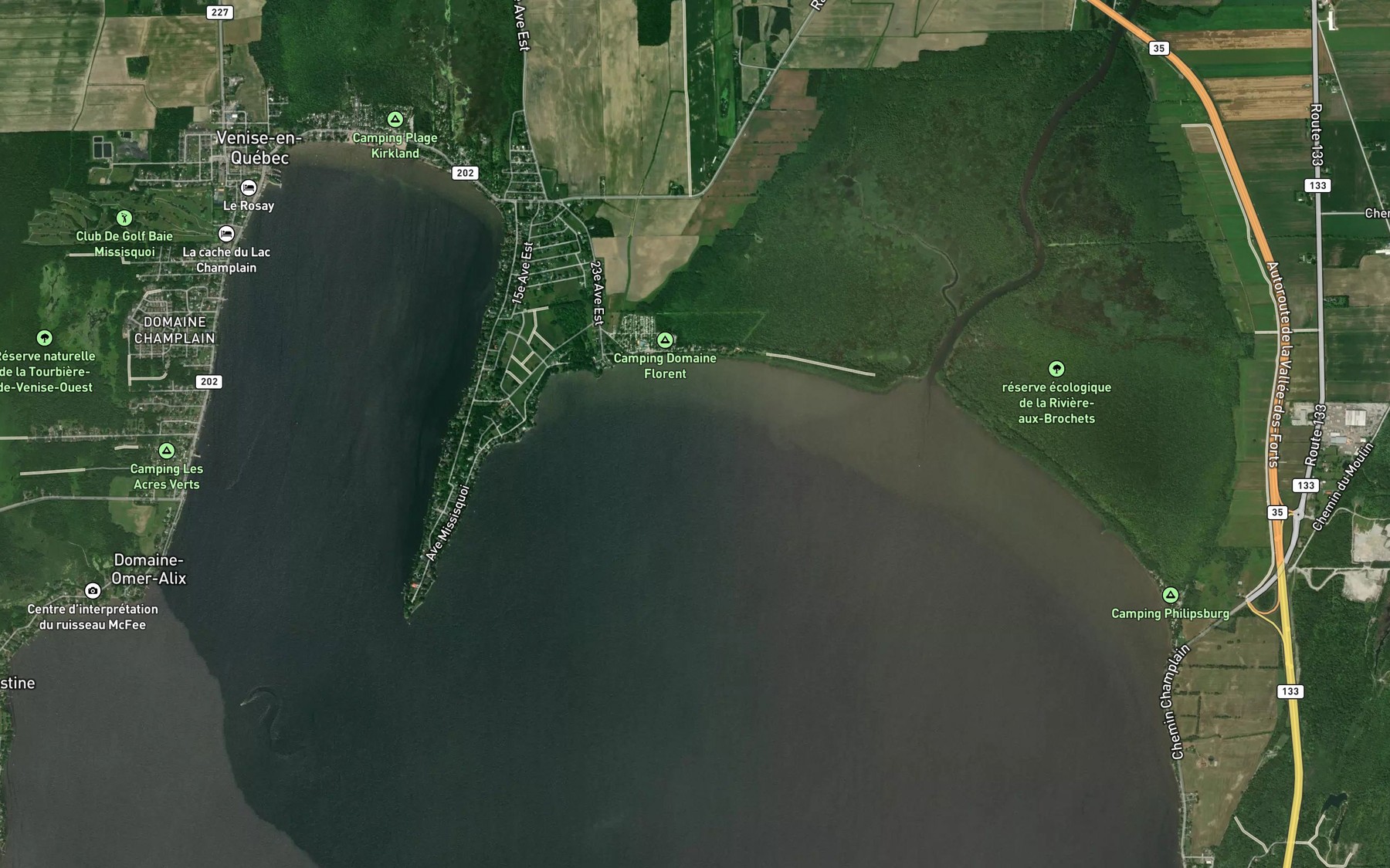 Satellite map of the La Grande Baie
