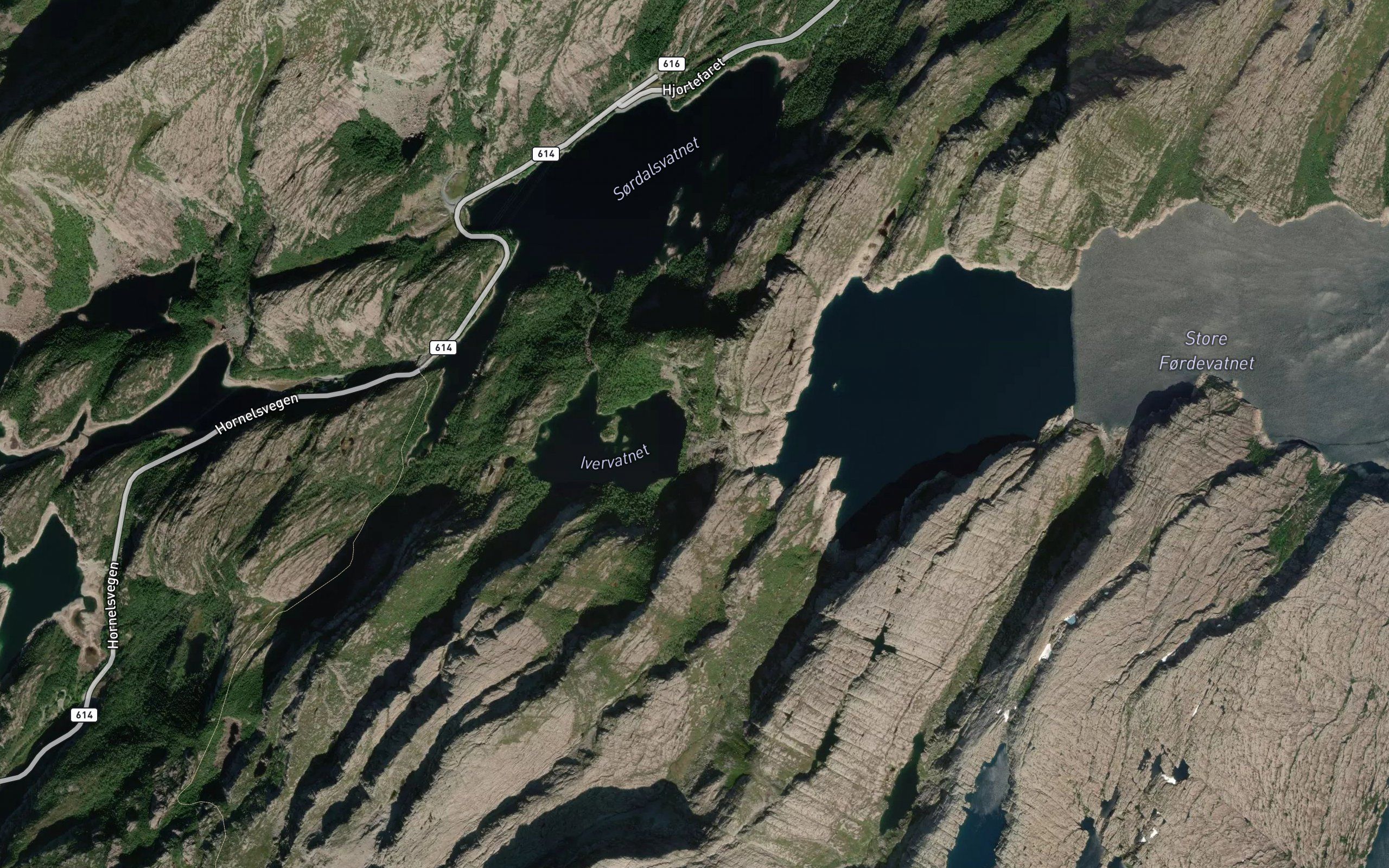 Hjelmefossen