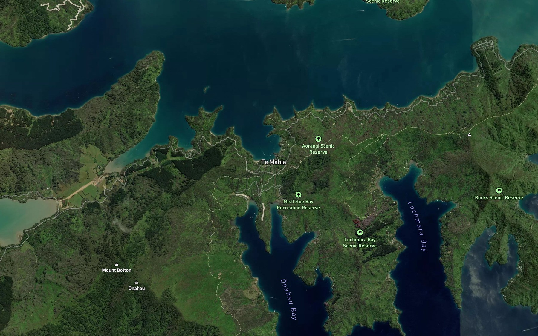 Satellite map of the Mistletoe Bay