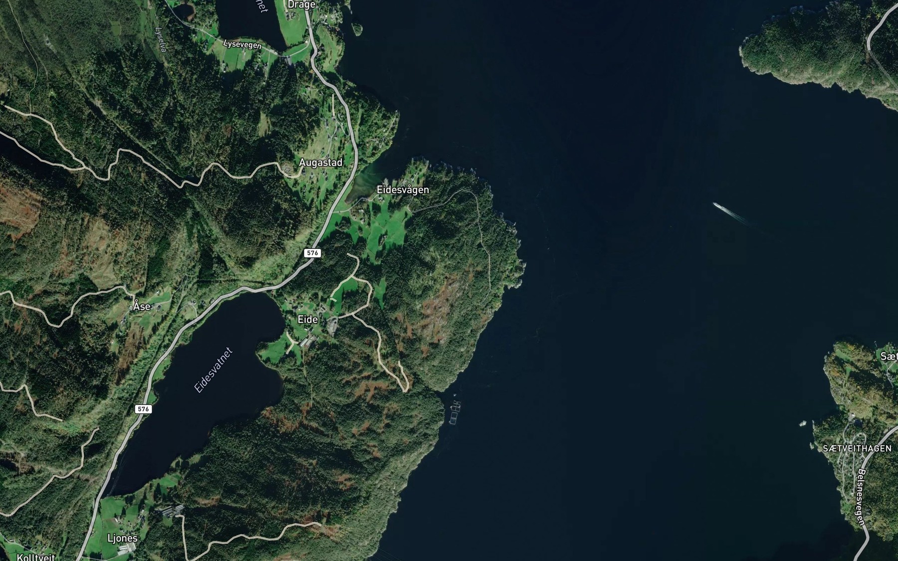 Satellite map of the Tjorni