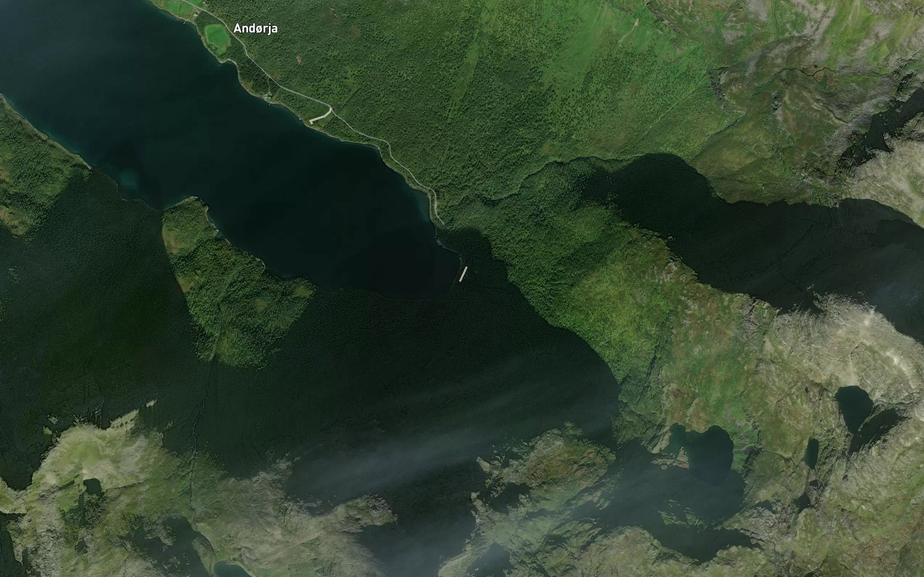 Satellite map of the Skjelelva