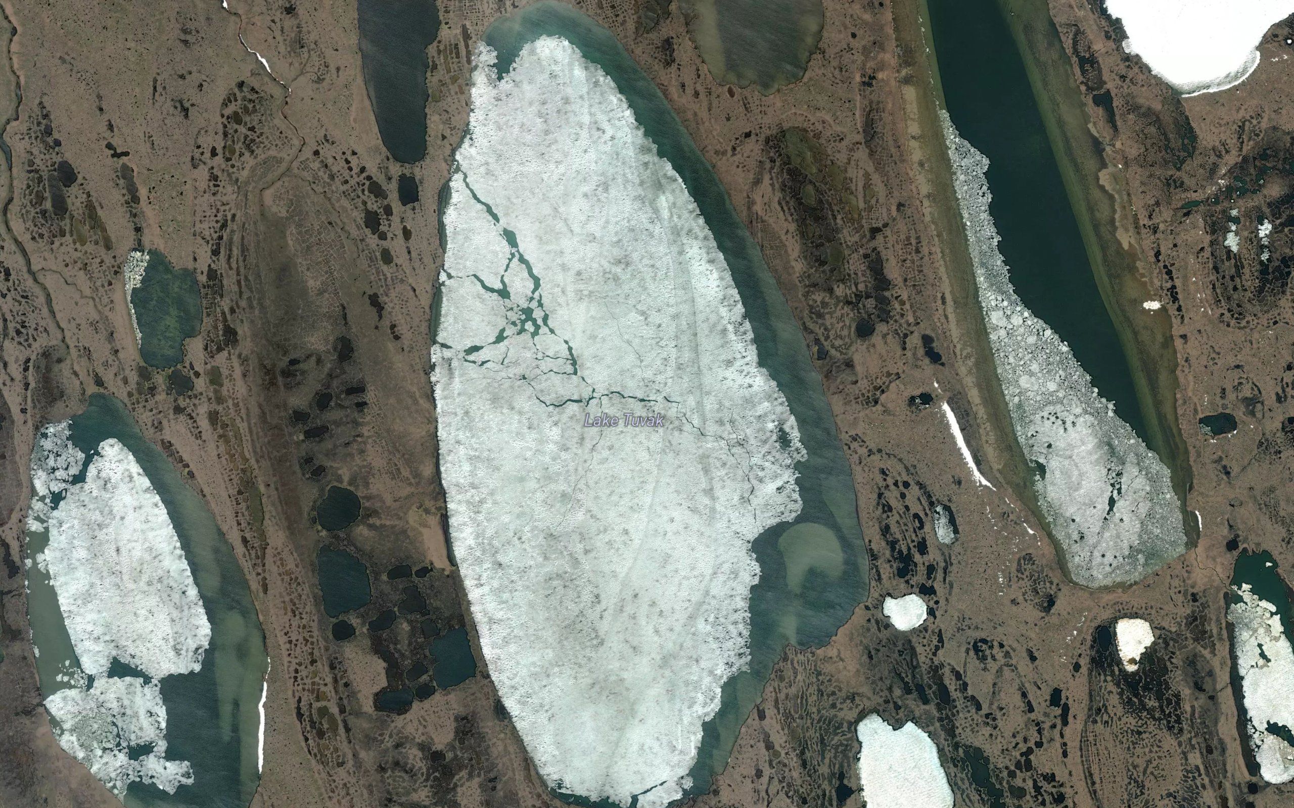 Lake Tuvak