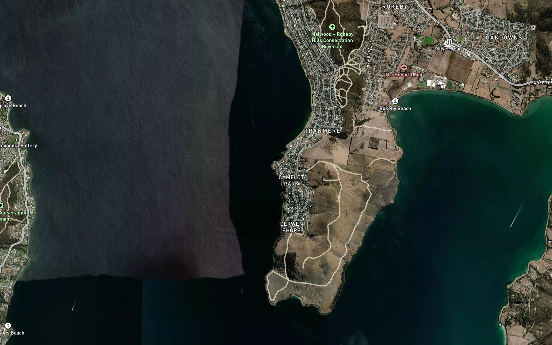 Satellite map of the Chinamans Bay