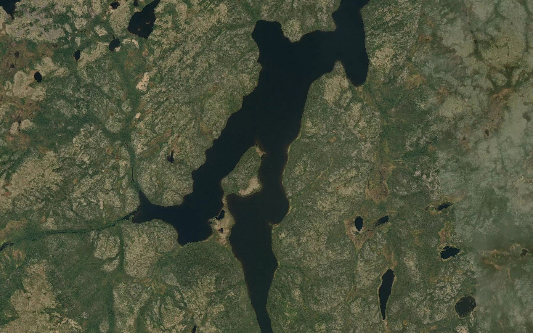 Satellite map of the Wallbridge Lake