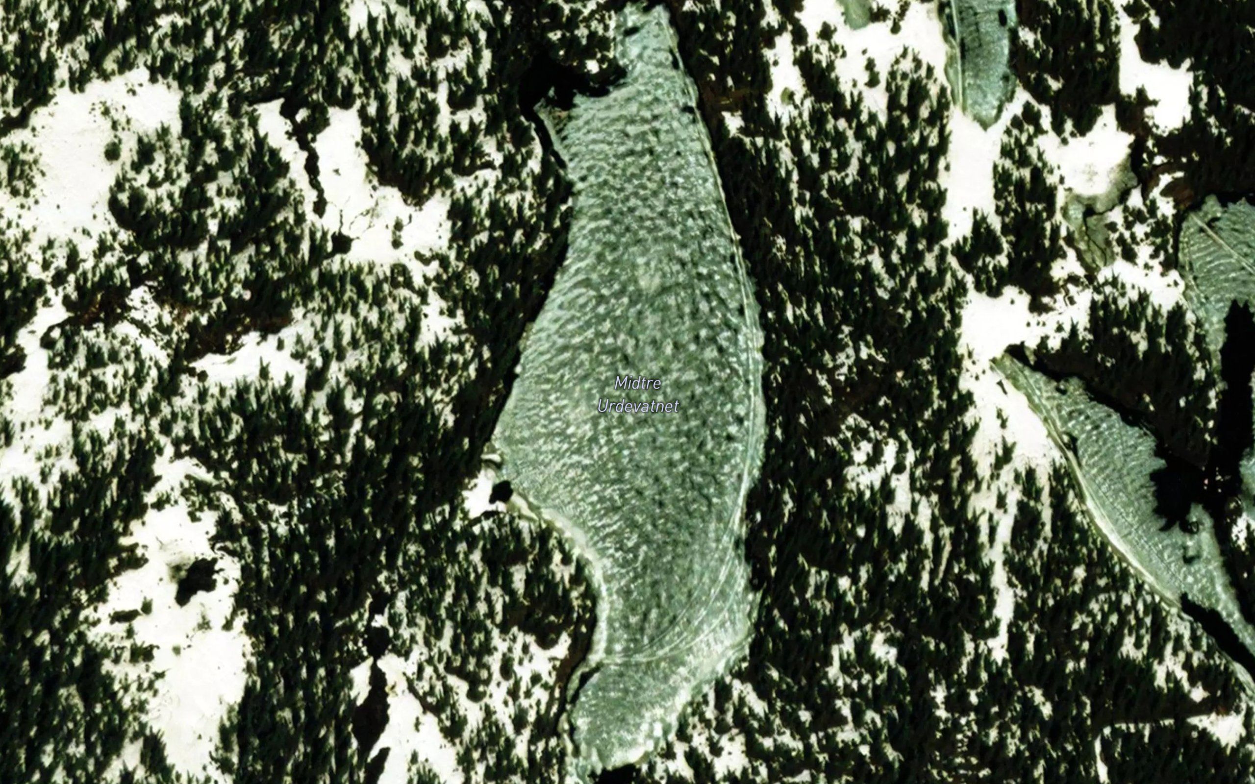 Midtre Urdevatnet