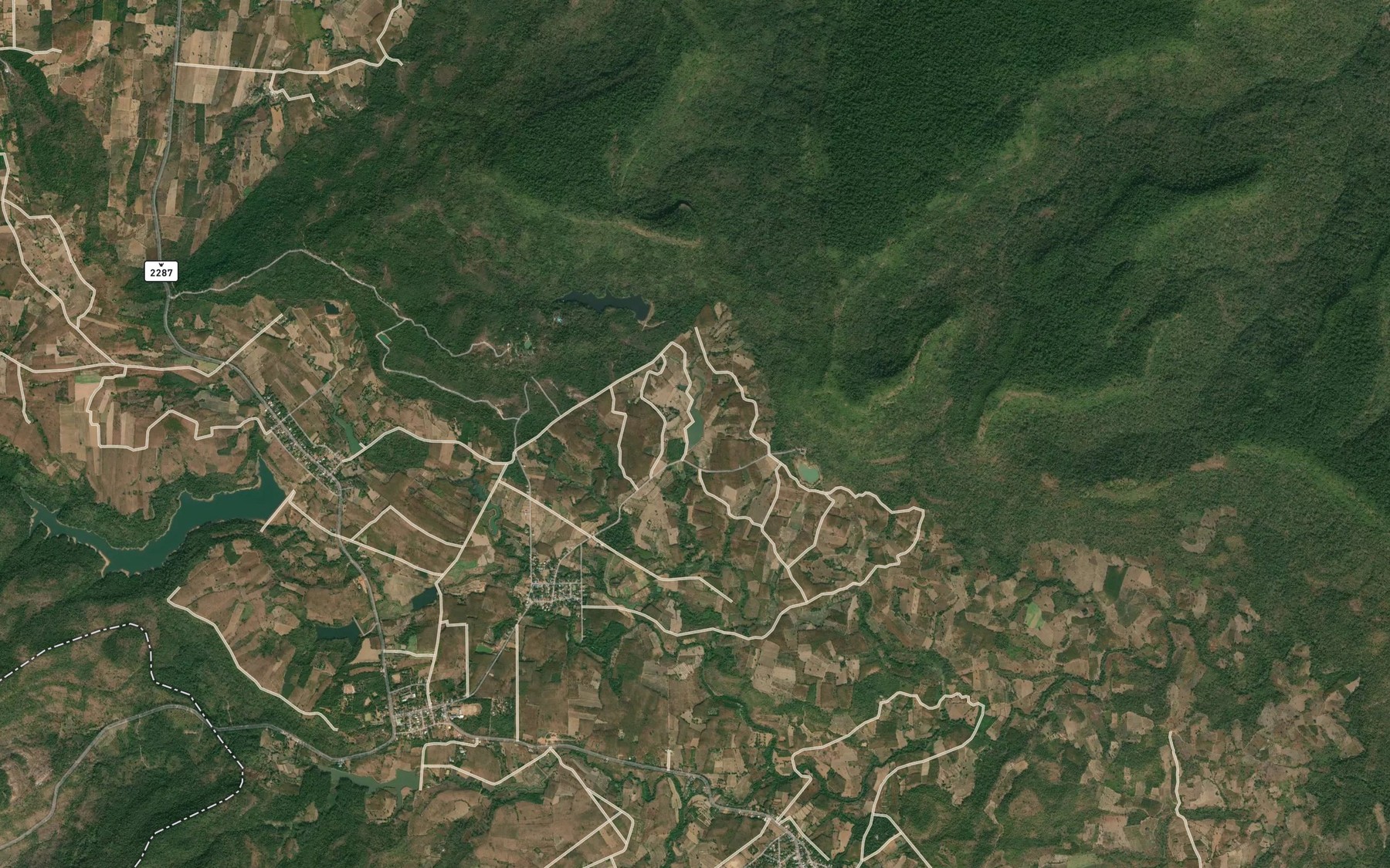 Satellite map of the Ang Kep Nam Fai Thanwa