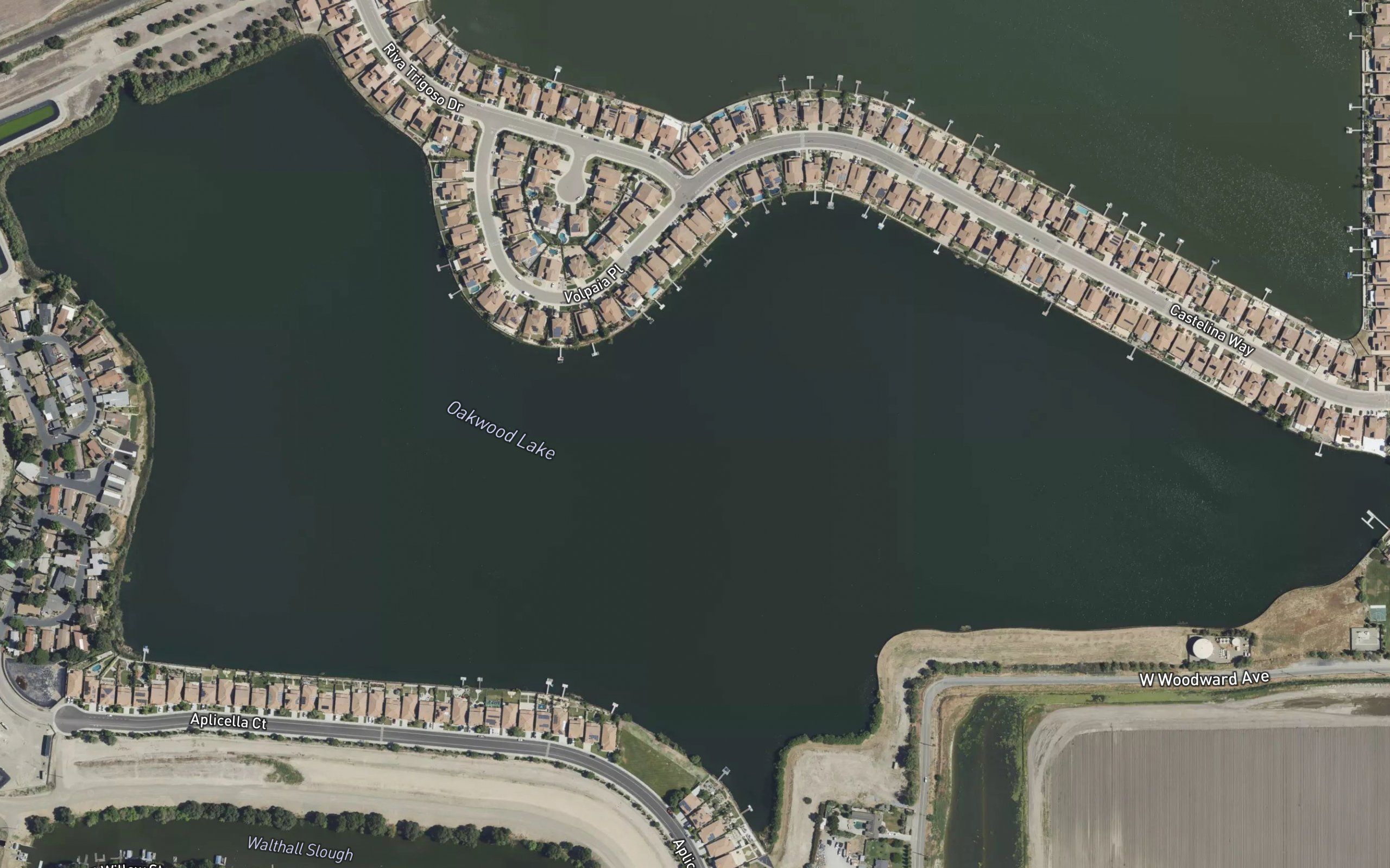 Oakwood Lake