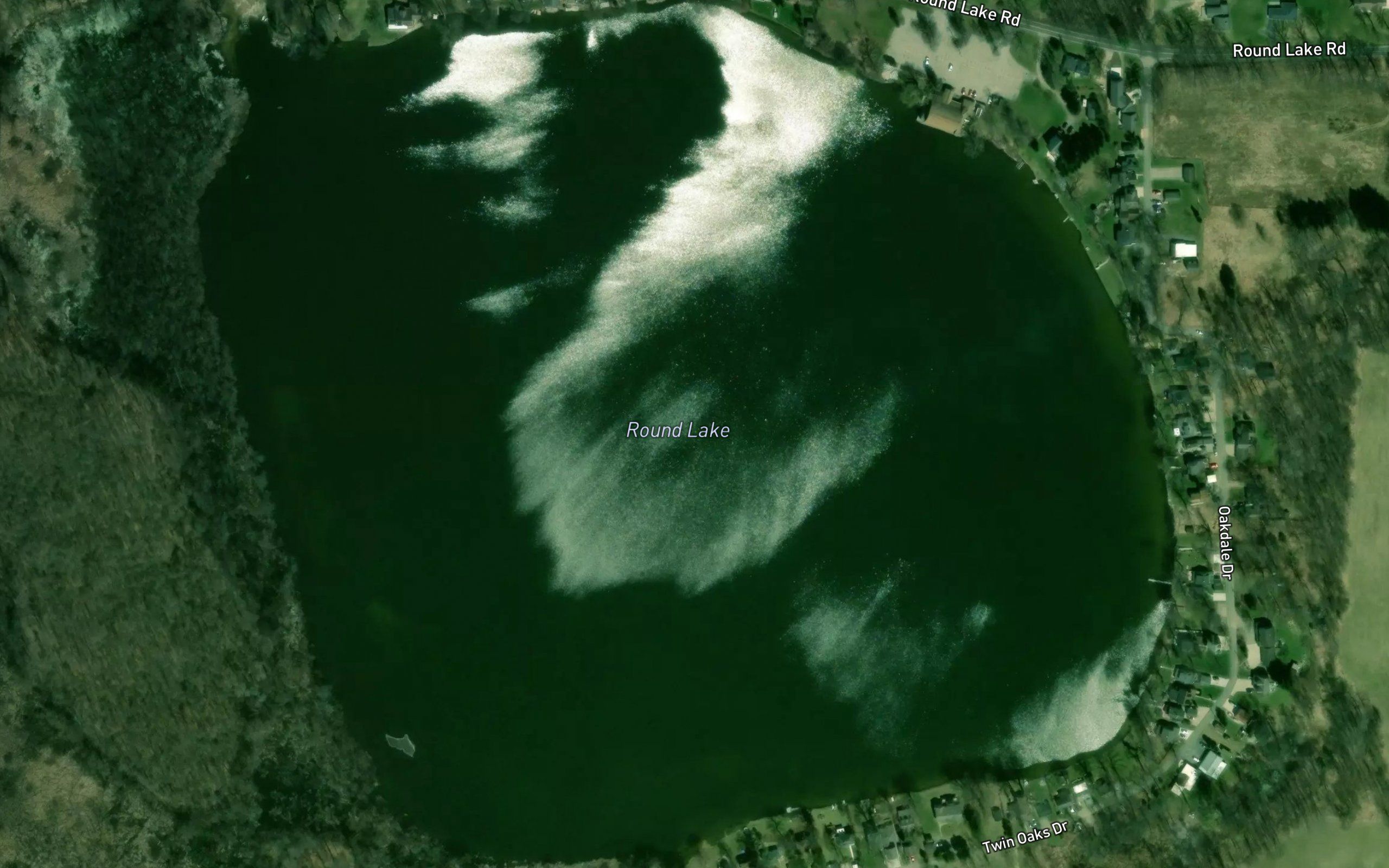 Round Lake