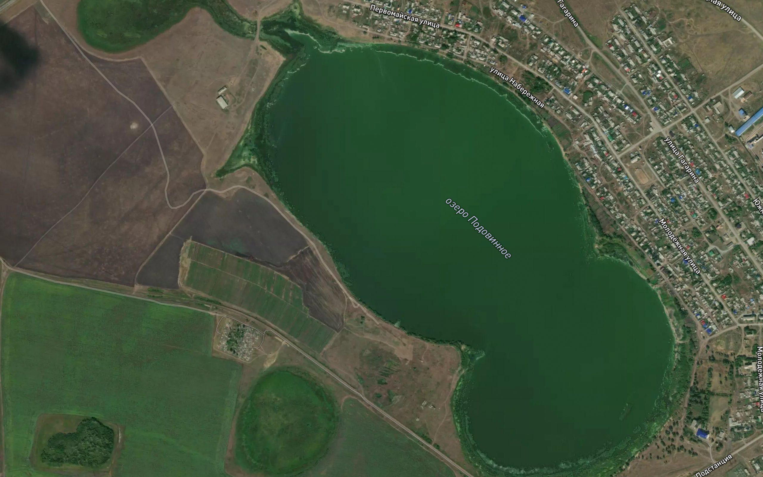Ozero Podovinnoye