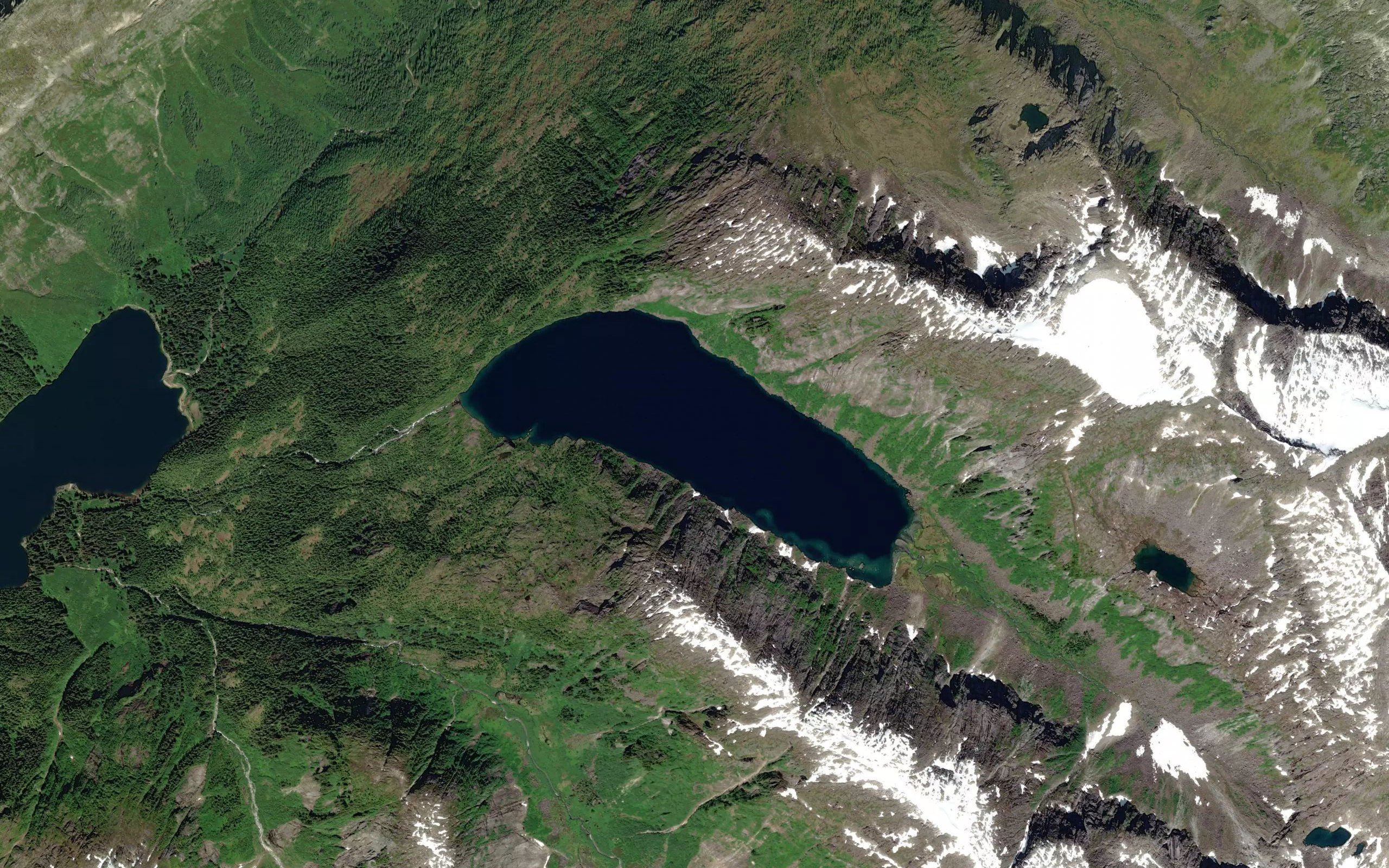 Upper Sweetheart Lake