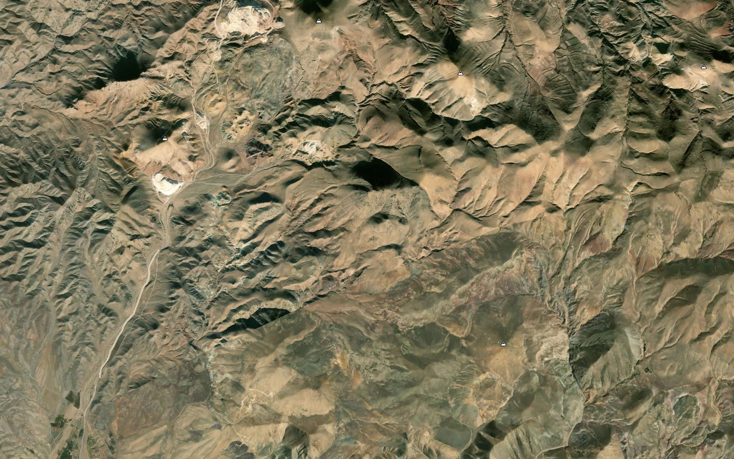 Cheshmeh-ye Qarah Aghaj