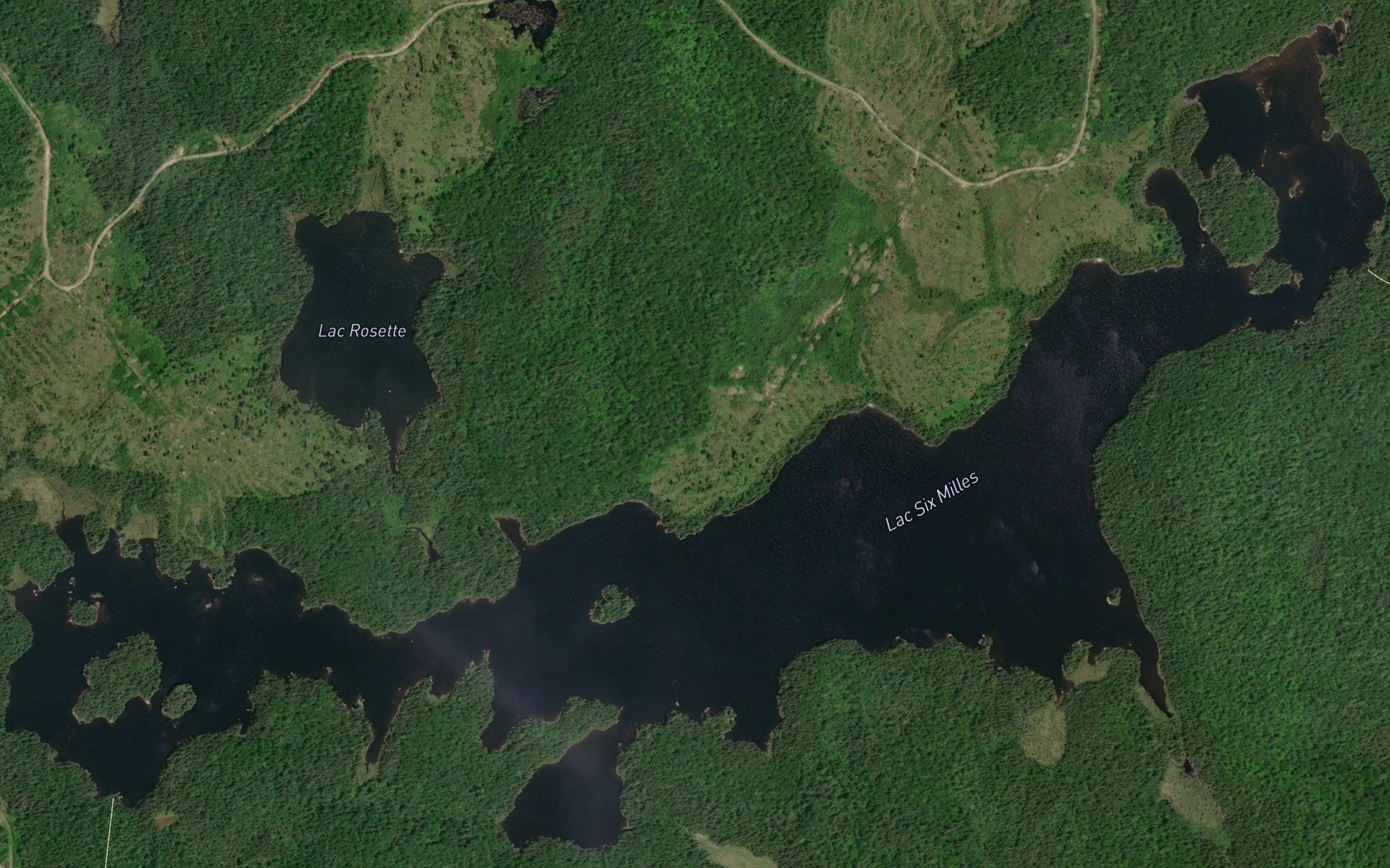 Lac Six Milles