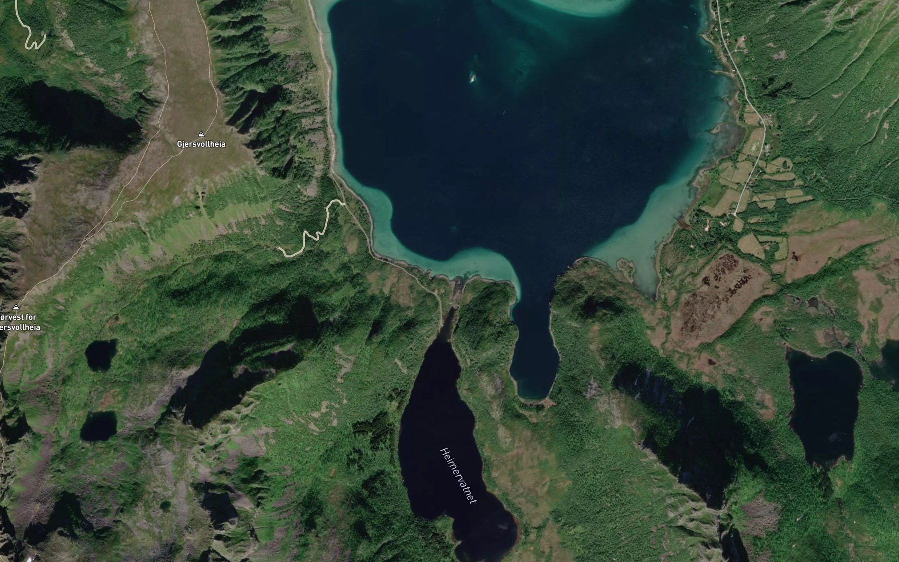 Satellite map of the Laksvika