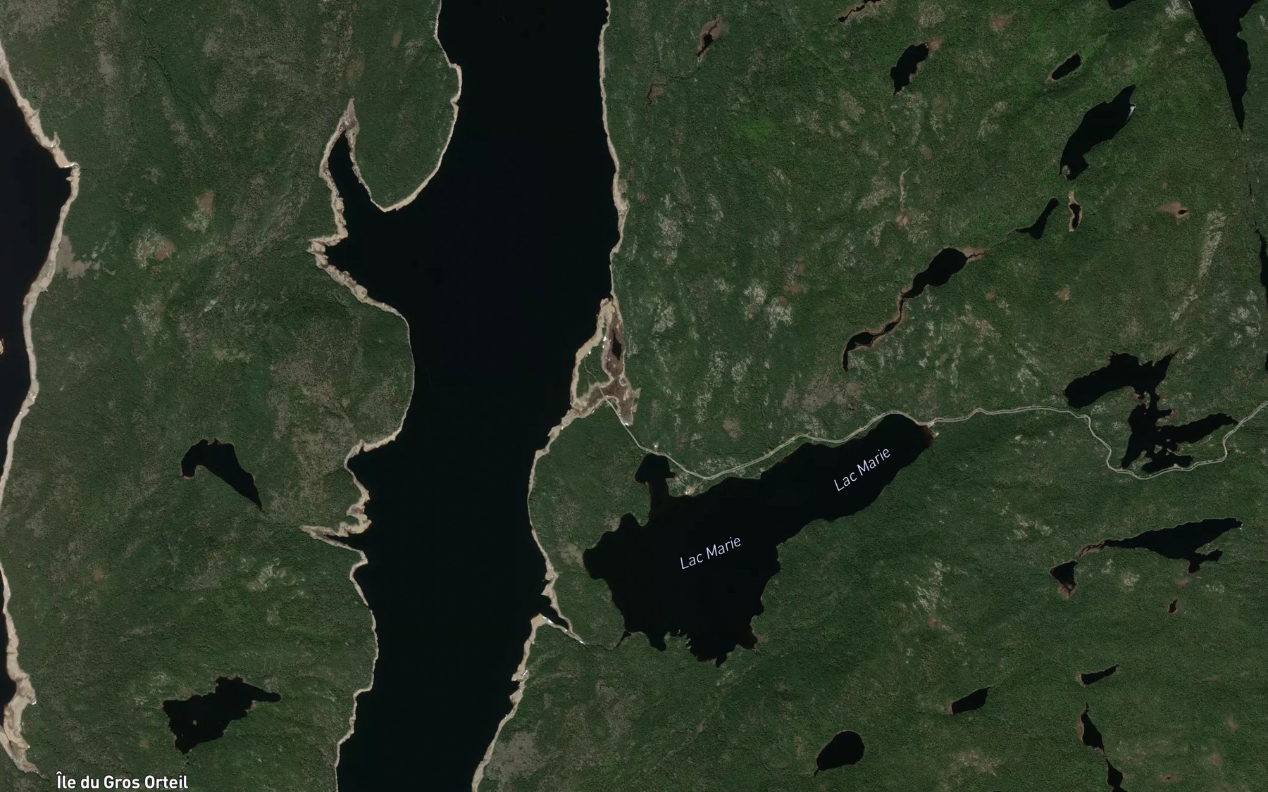 Satellite map of the Baie des Guides