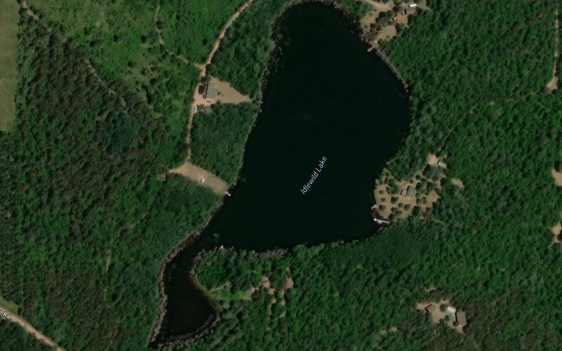 Satellite map of the Idlewild Lake