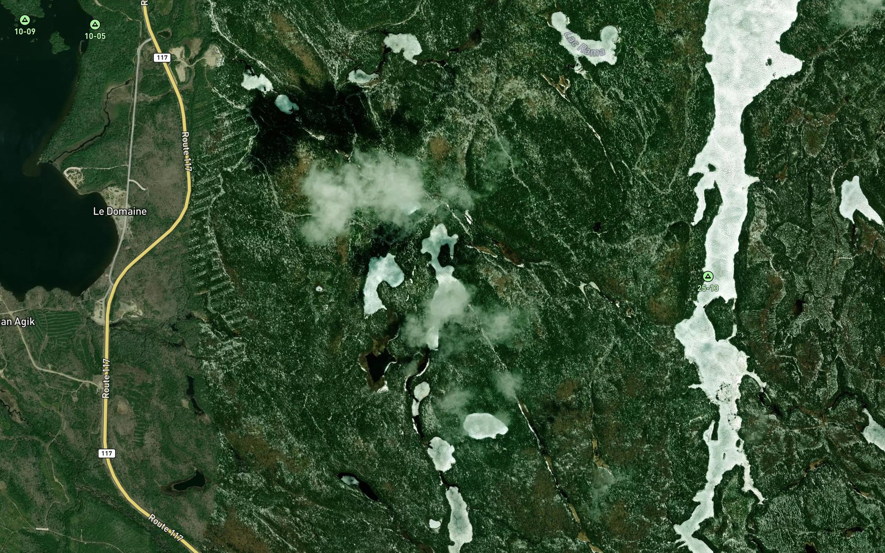 Satellite map of the Lac du Pin Rouge