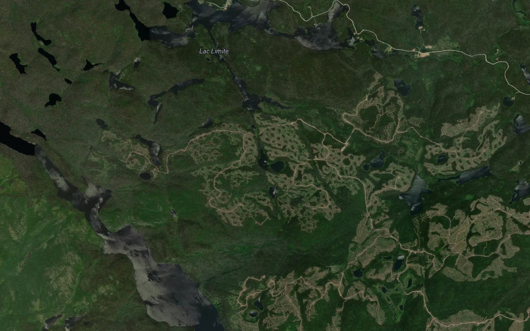 Satellite map of the Lac Boomerang