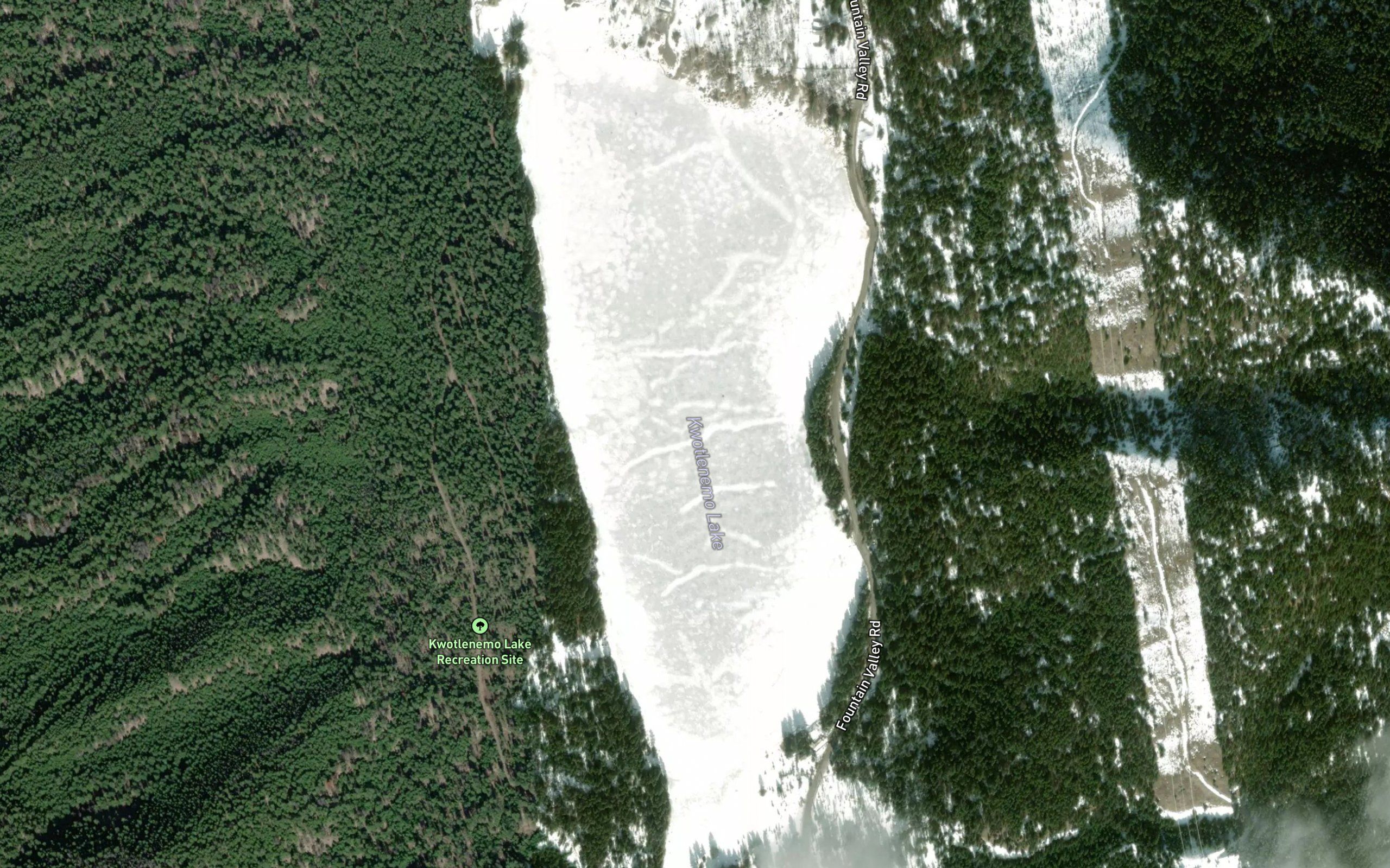 Kwotlenemo (Fountain) Lake