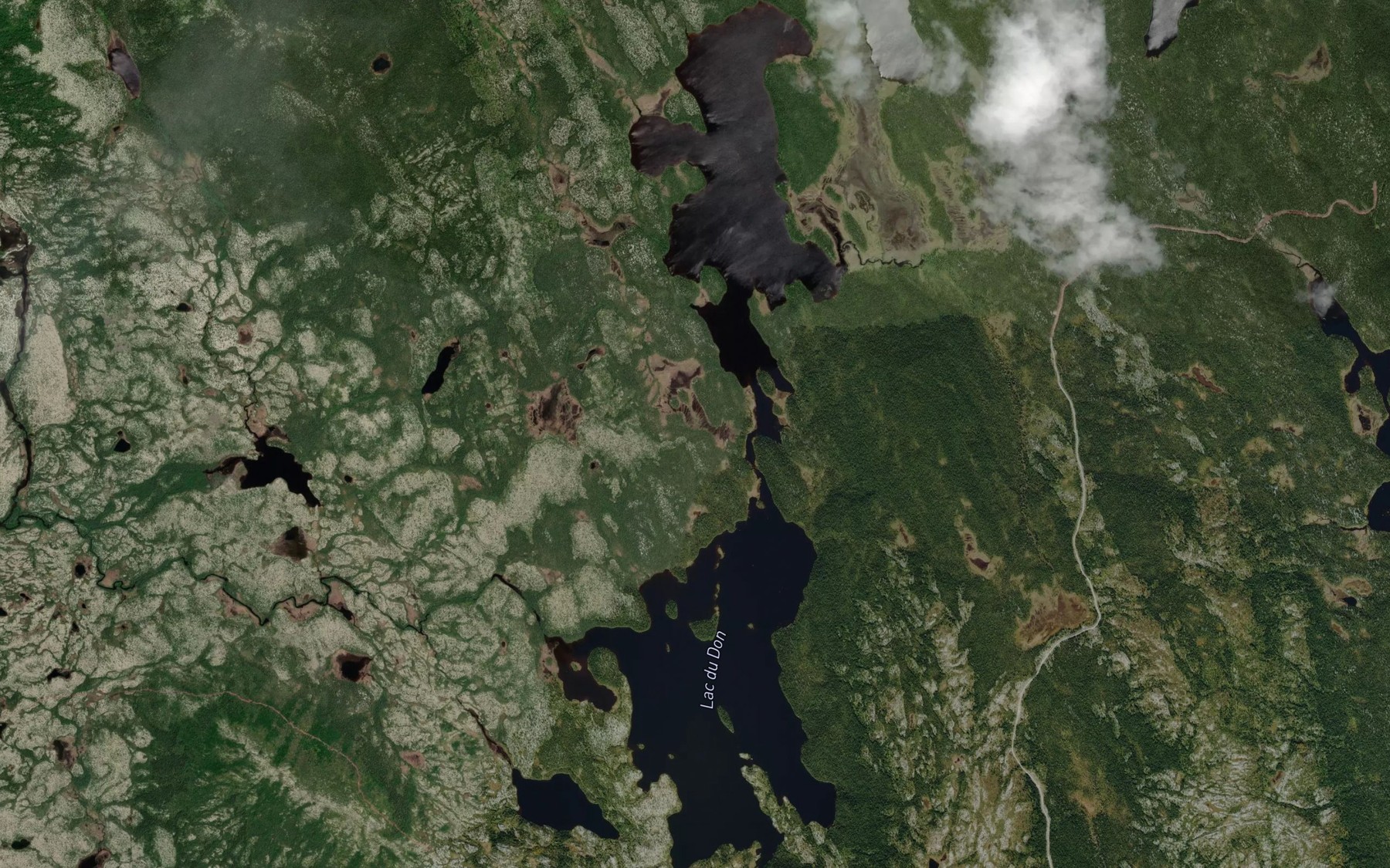 Satellite map of the Lac du Don
