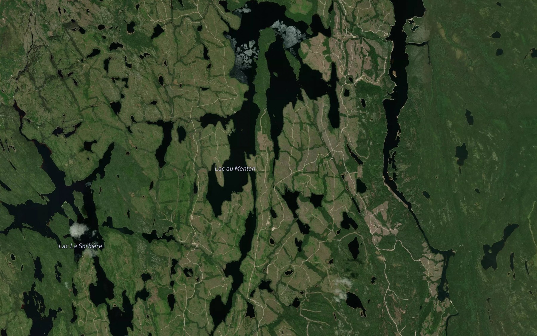 Satellite map of the Lac au Menton