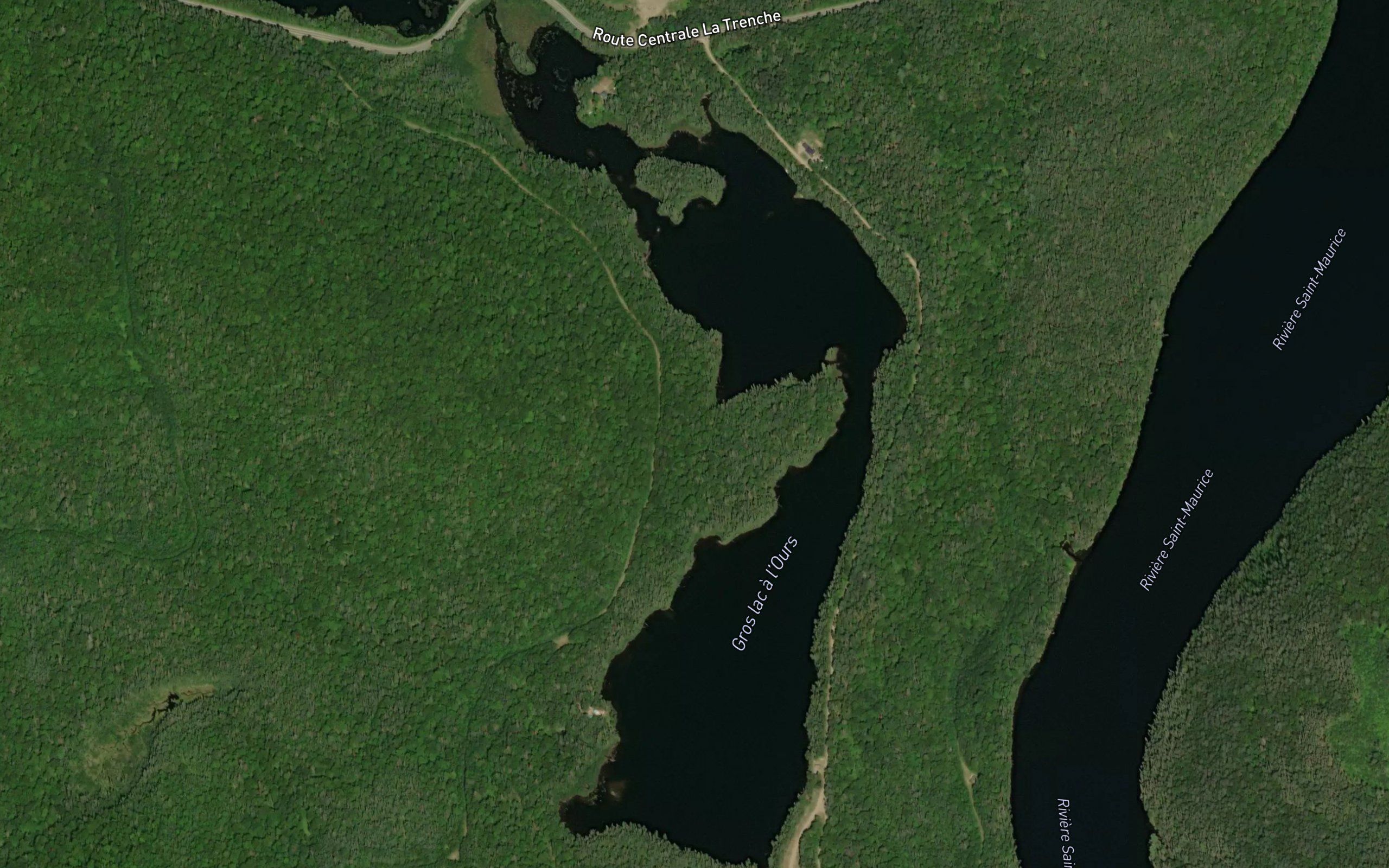 Gros lac a l'Ours