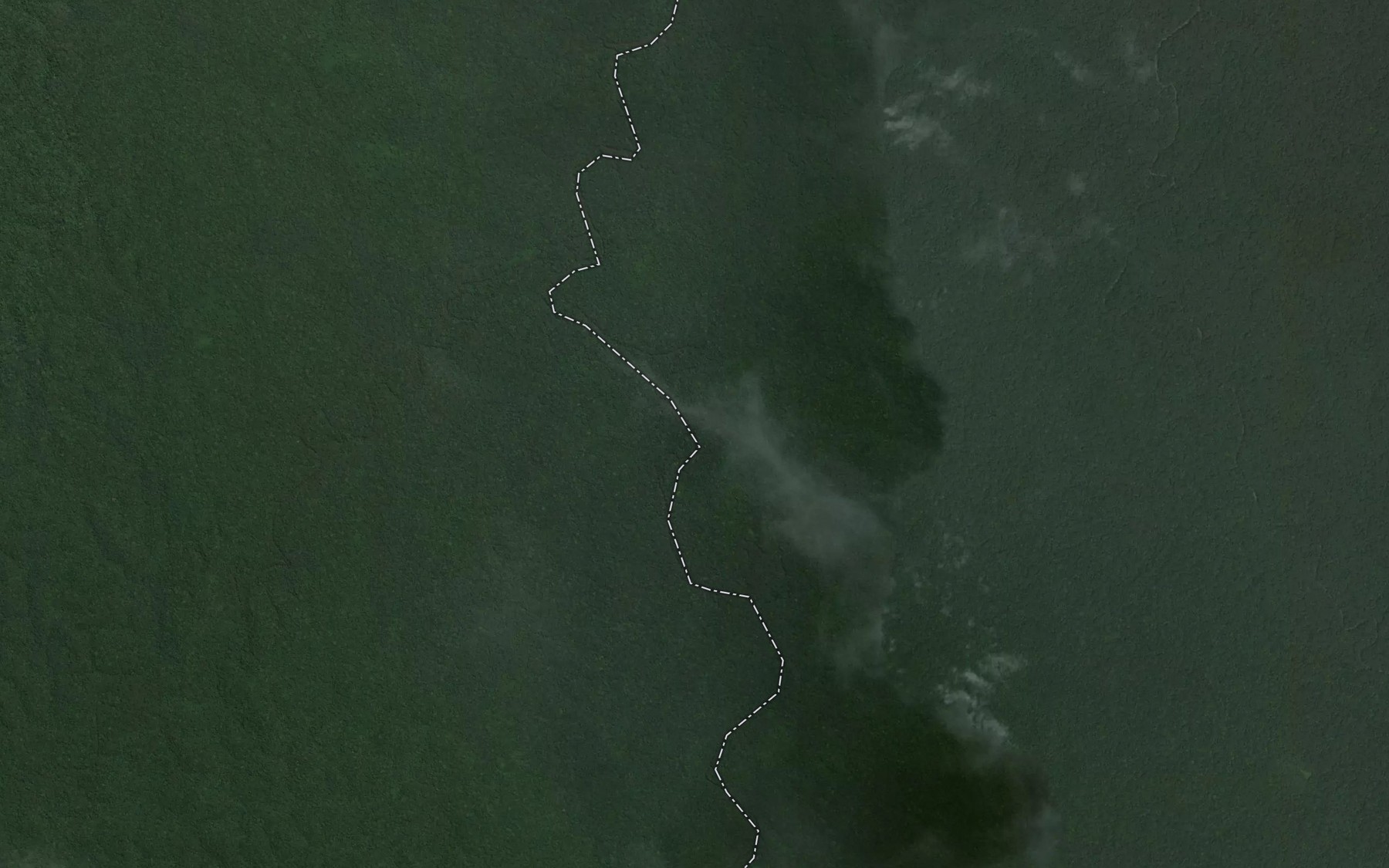 Satellite map of the Amakomina