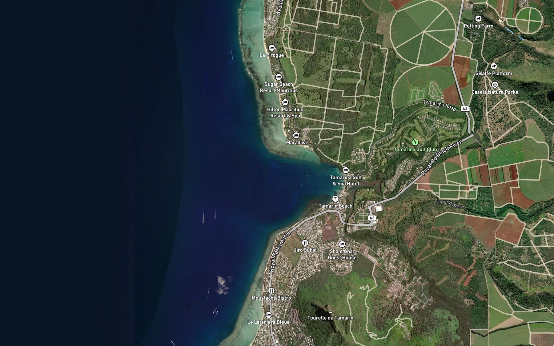 Satellite map of the Baie du Tamarin