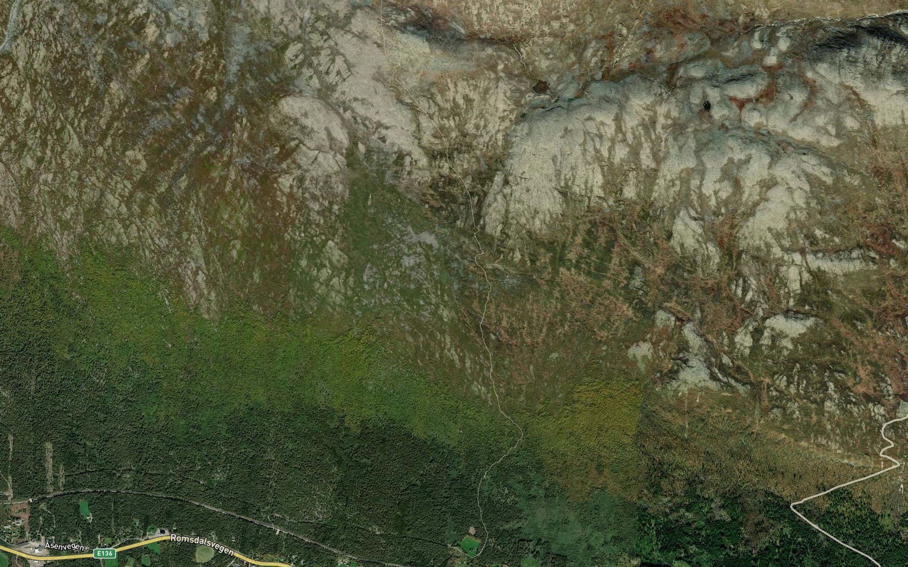 Satellite map of the Holebekken