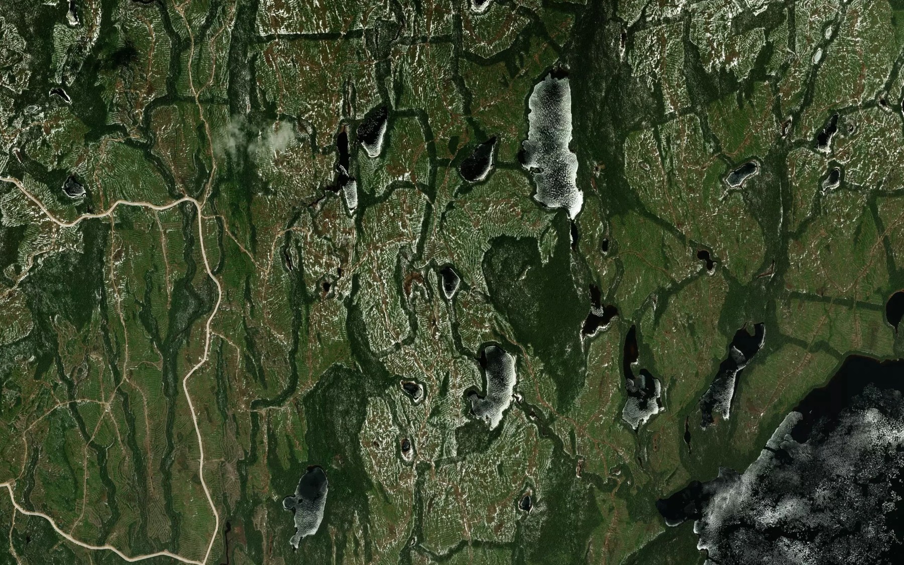 Satellite map of the Lac Mallec