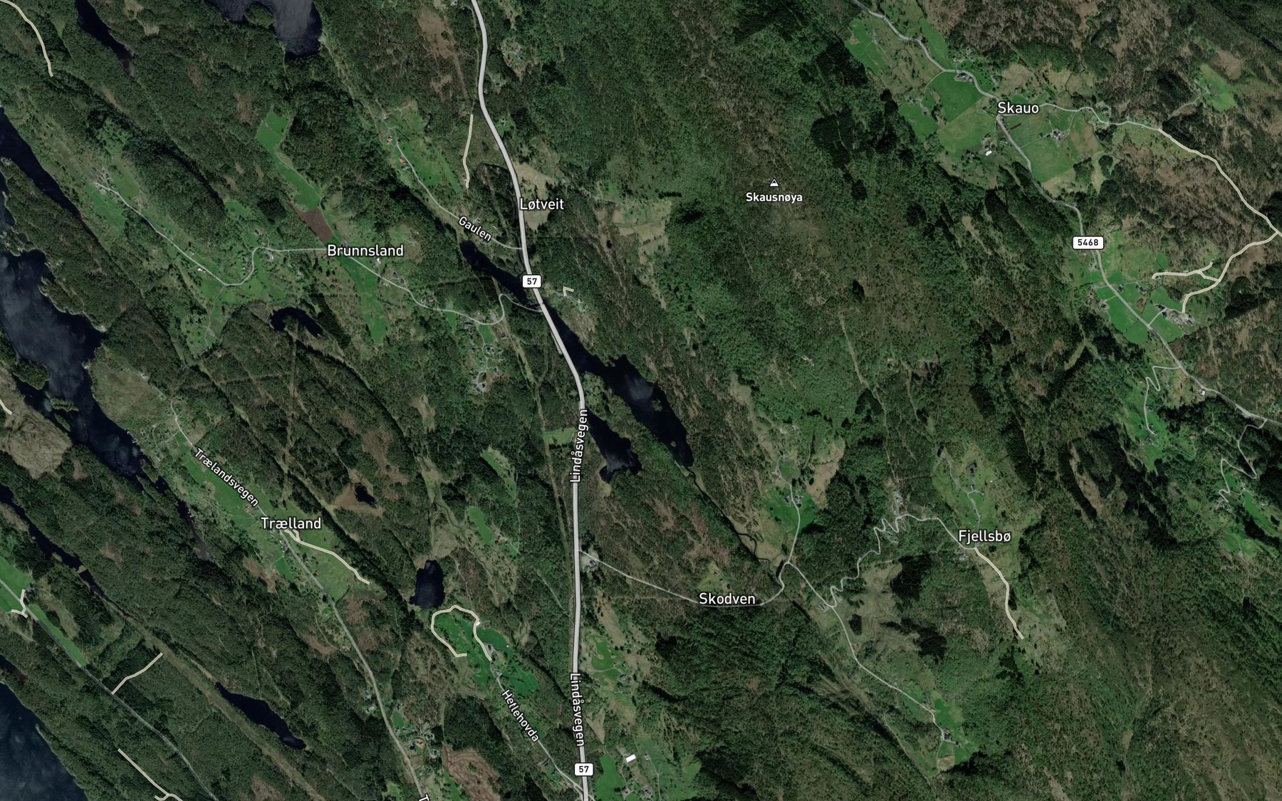 Satellite map of the Skodvensvatnet