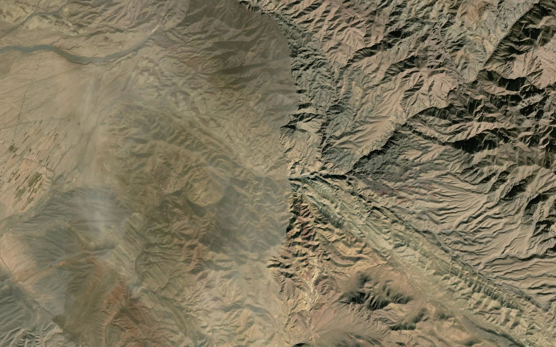 Satellite map of the Cheshmeh-ye Aminabad