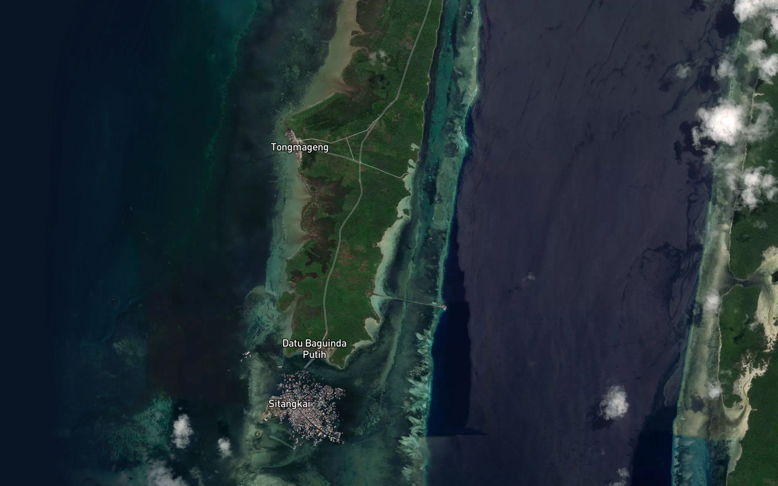 Puas Bay