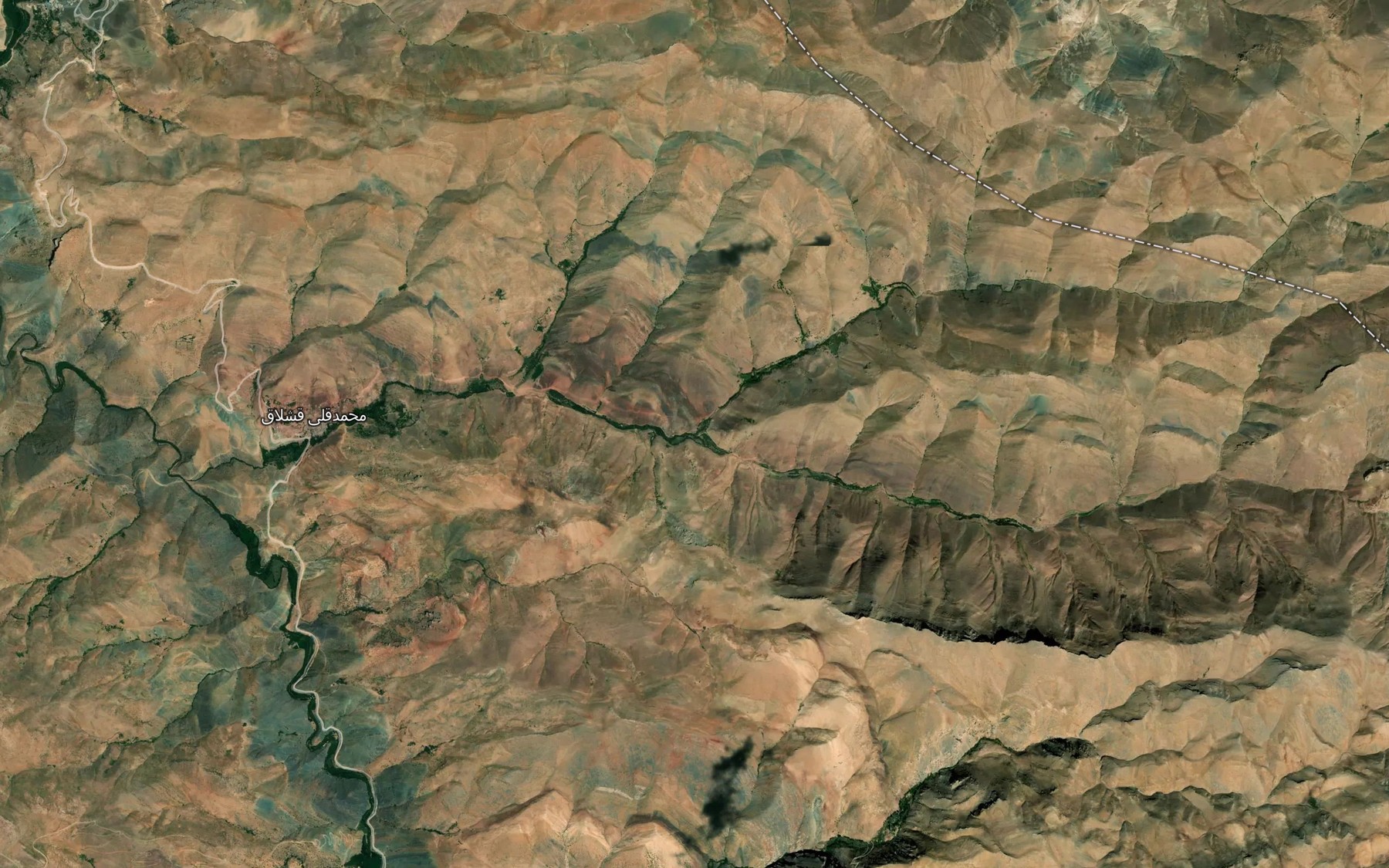 Satellite map of the Rudkhaneh-ye Qareh Guzeh Cha'i