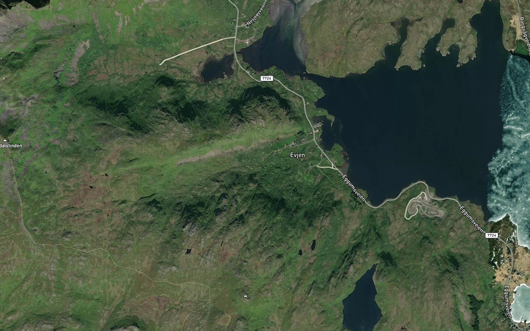 Satellite map of the Evjeelva