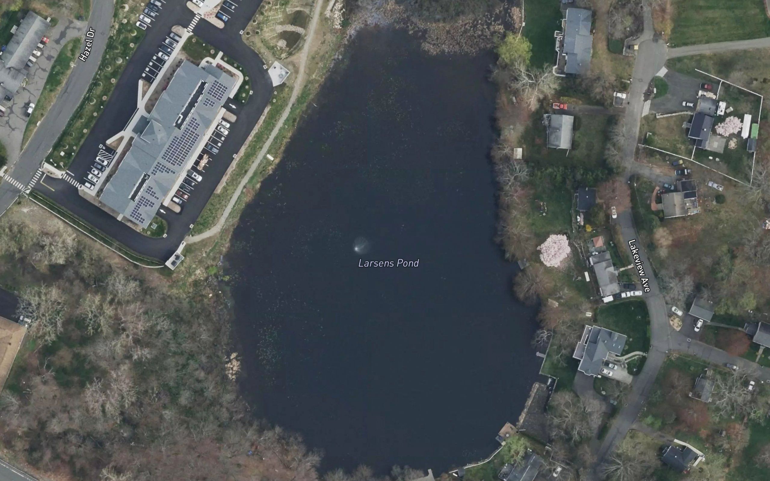 Larsens Pond
