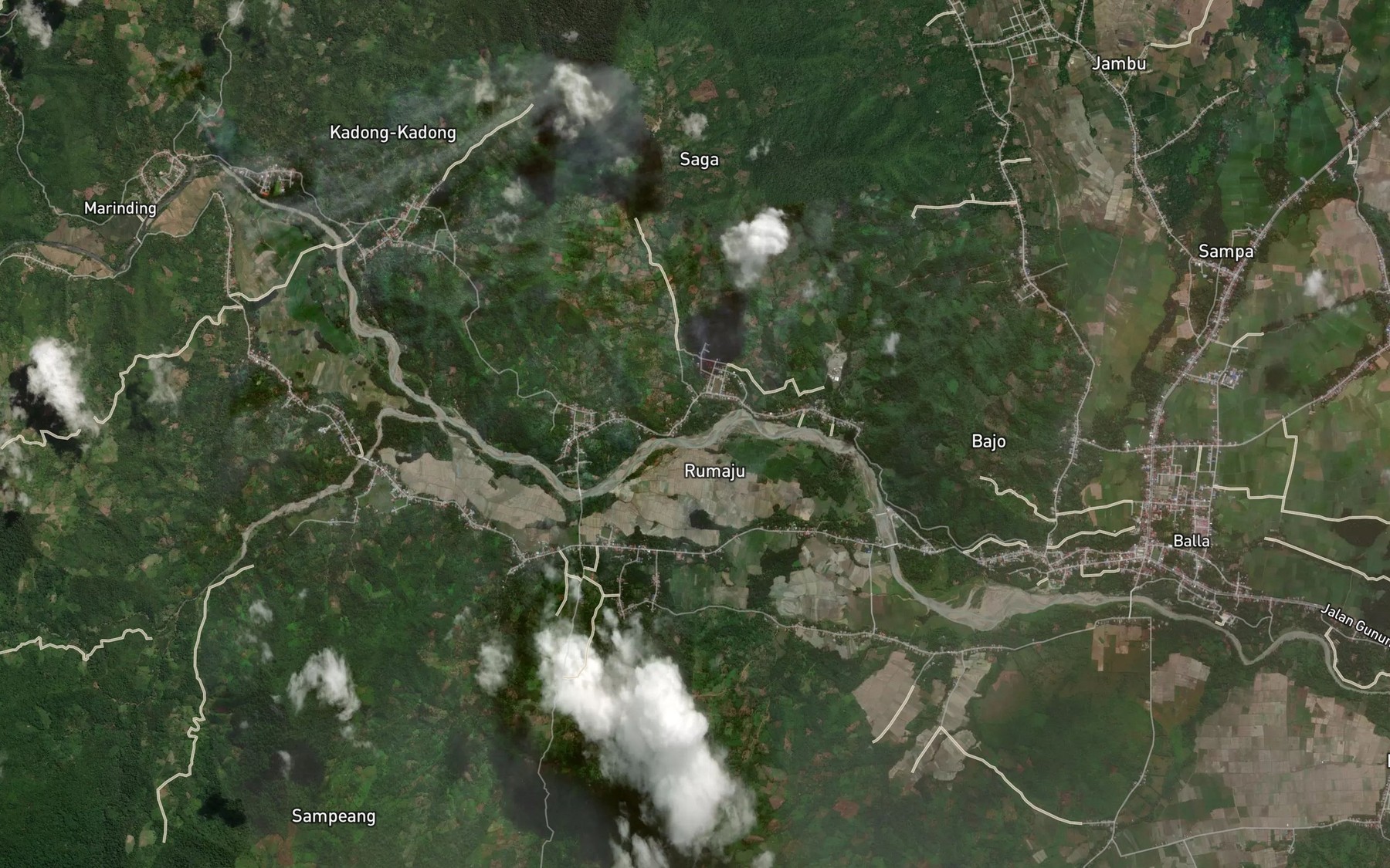 Satellite map of the Salu Dadeko