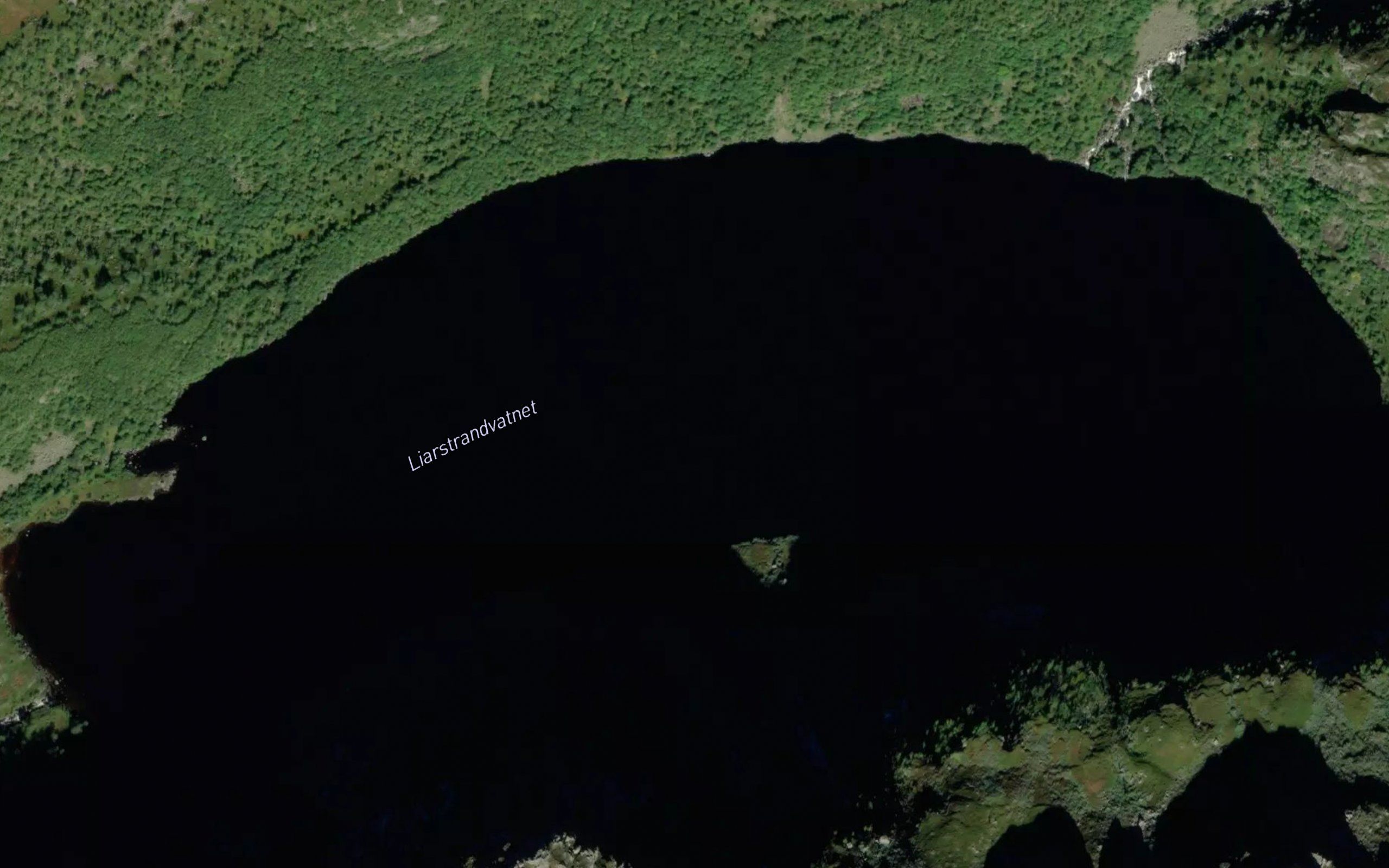 Liarstrandvatnet