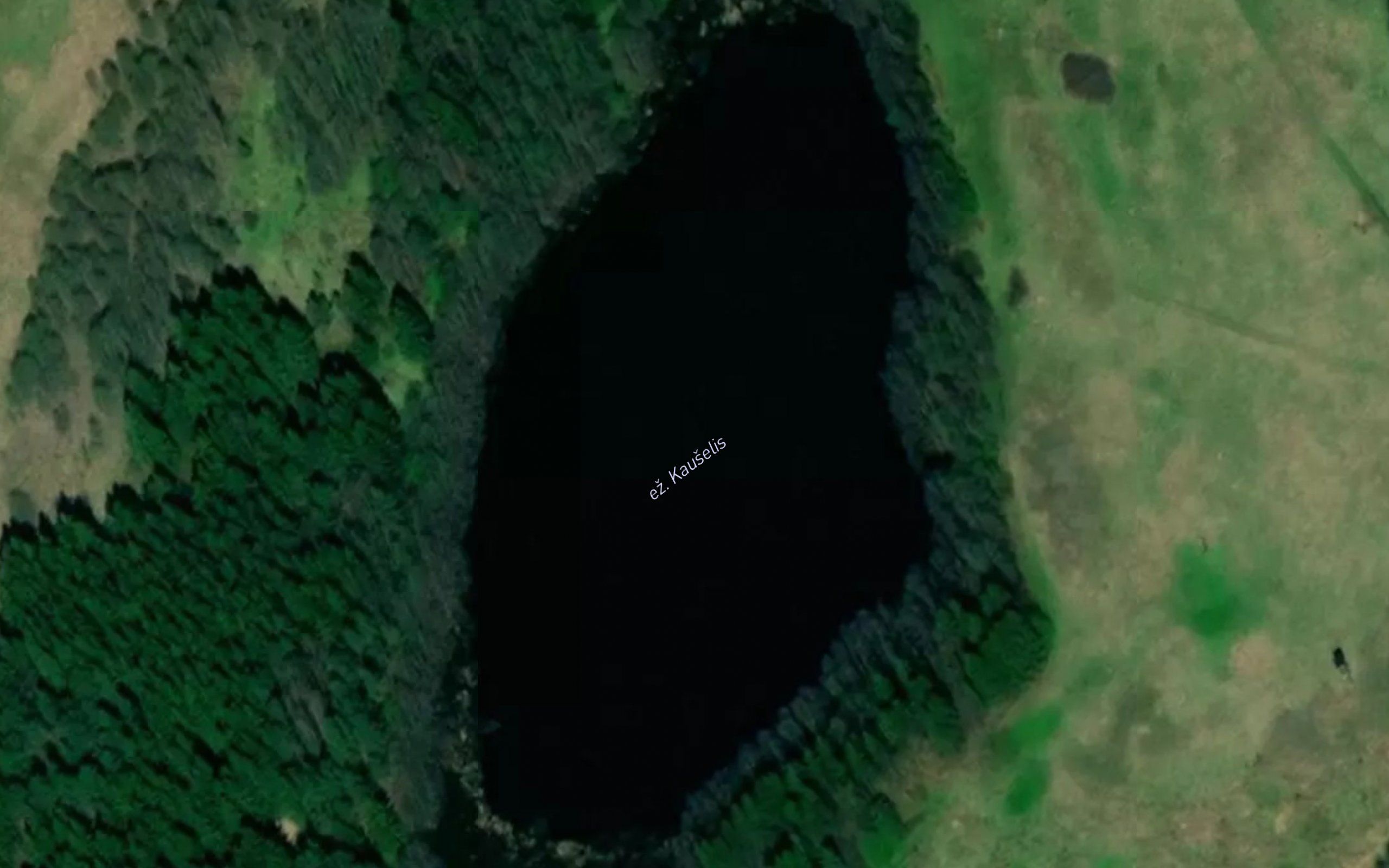 Ezeras Kauselis